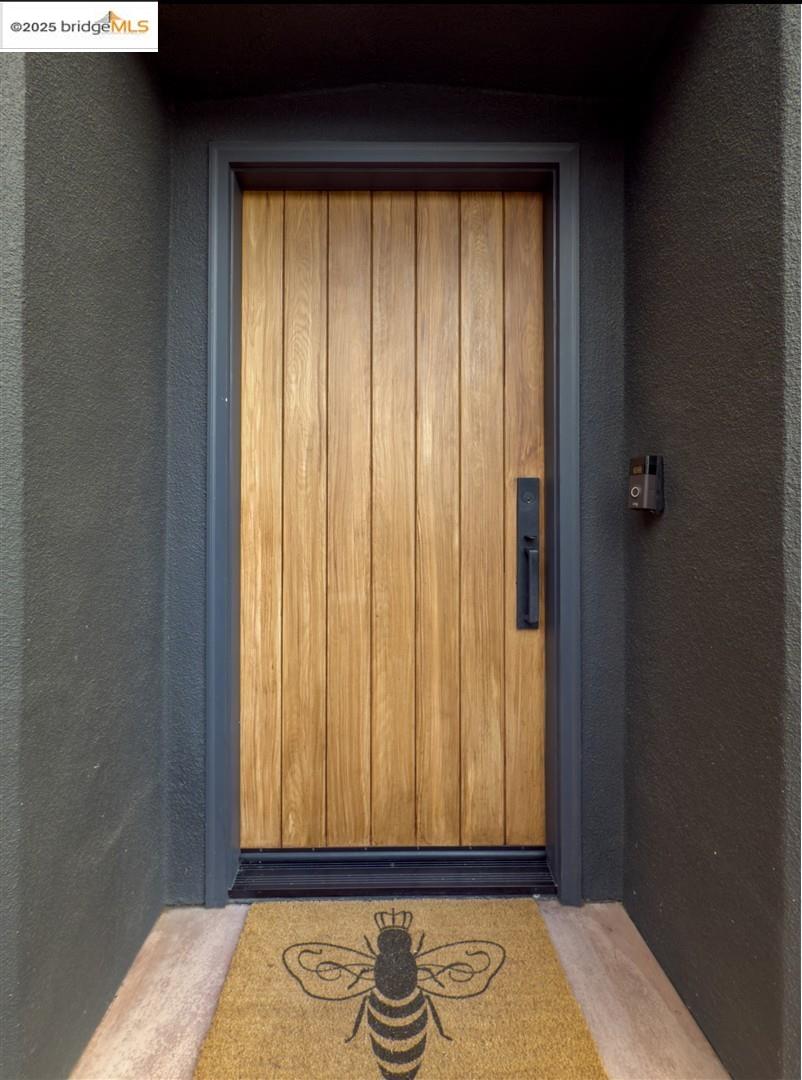 Detail Gallery Image 5 of 51 For 719 Walavista, Oakland,  CA 94610 - 3 Beds | 3 Baths