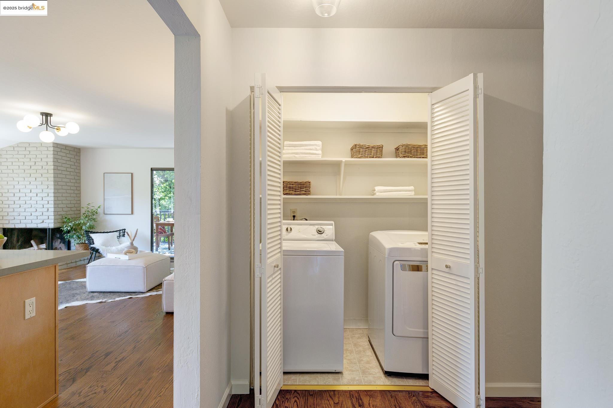 Detail Gallery Image 28 of 60 For 151 La Espiral, Orinda,  CA 94563 - 4 Beds | 2 Baths