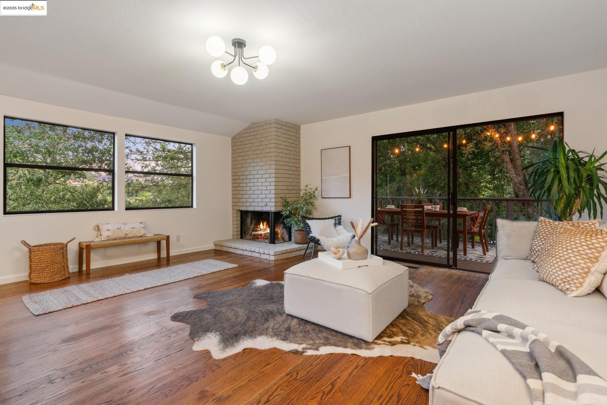 Detail Gallery Image 55 of 60 For 151 La Espiral, Orinda,  CA 94563 - 4 Beds | 2 Baths