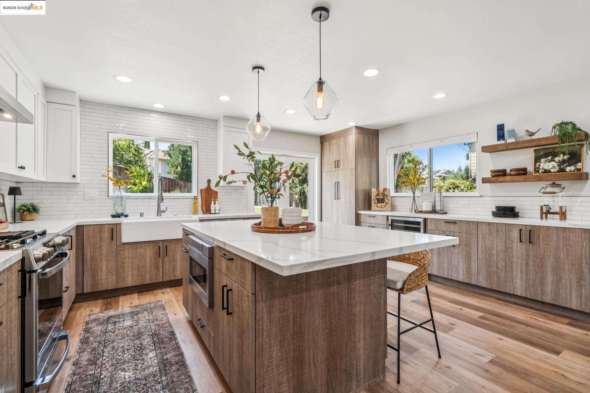 Detail Gallery Image 16 of 60 For 1051 Kaski Ln, Concord,  CA 94518 - 4 Beds | 2/1 Baths