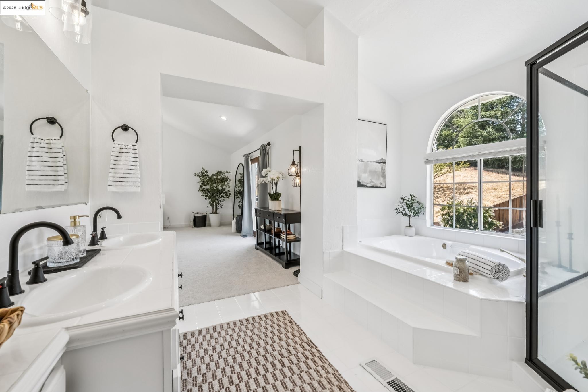 Detail Gallery Image 39 of 60 For 1051 Kaski Ln, Concord,  CA 94518 - 4 Beds | 2/1 Baths