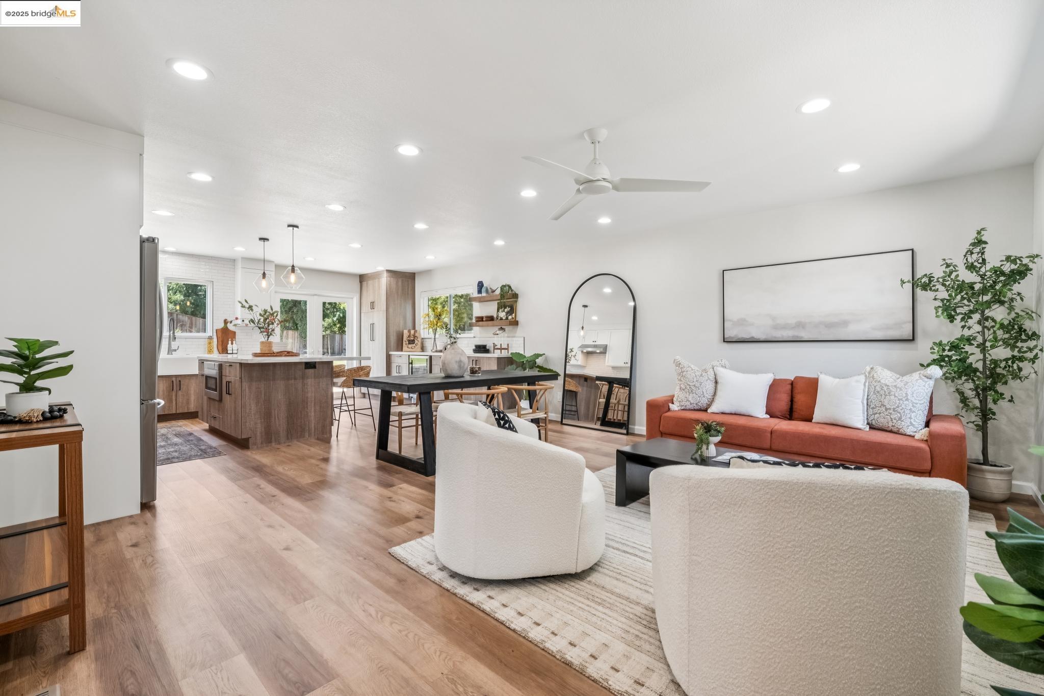 Detail Gallery Image 5 of 60 For 1051 Kaski Ln, Concord,  CA 94518 - 4 Beds | 2/1 Baths