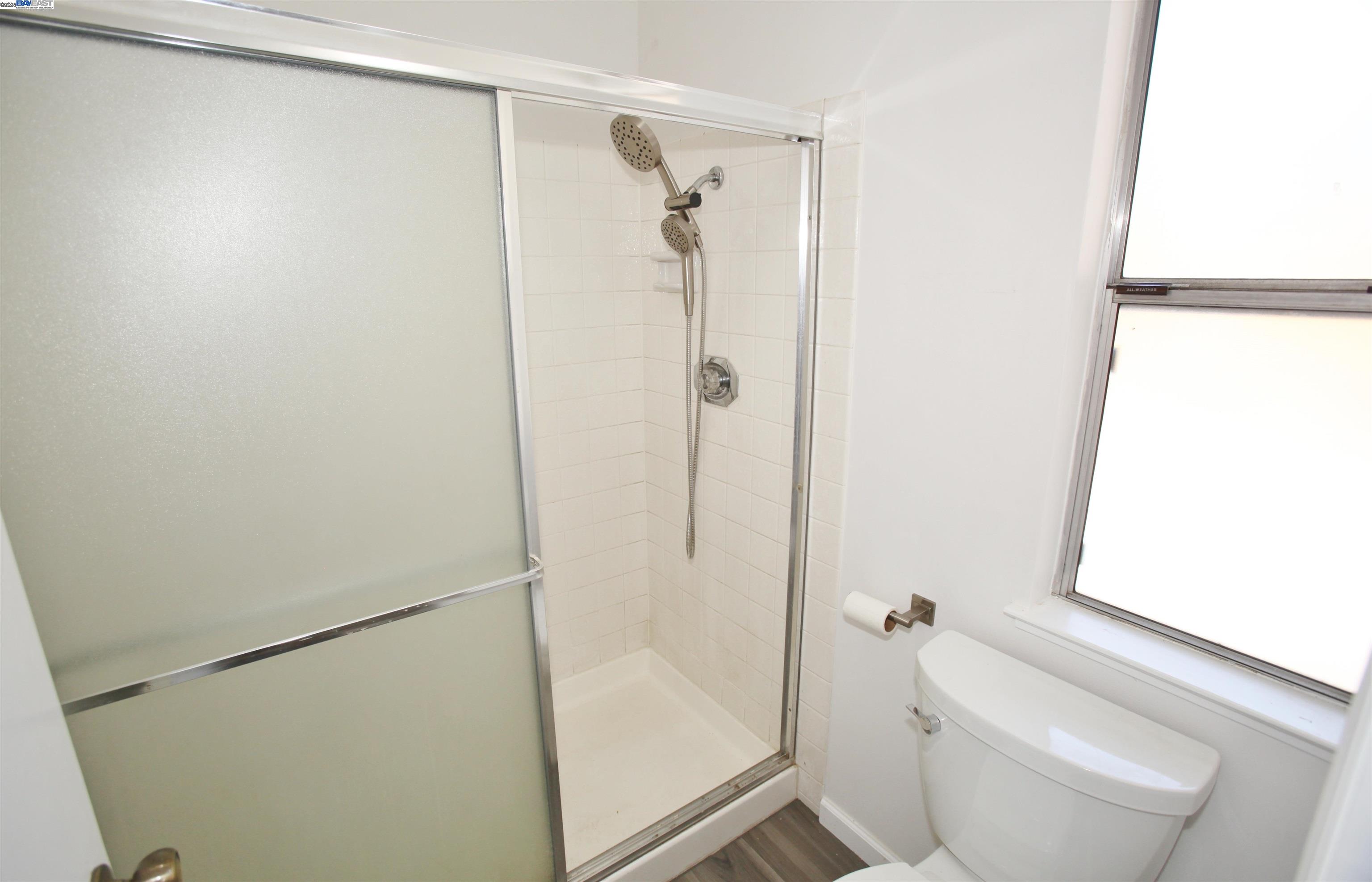 Detail Gallery Image 15 of 19 For 1302 New Hampshire Dr, Concord,  CA 94521 - 4 Beds | 2 Baths
