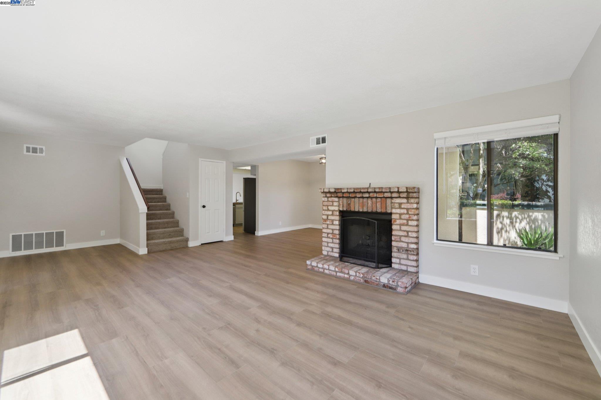 Photo #7: 41108207 Listing: Photo #7