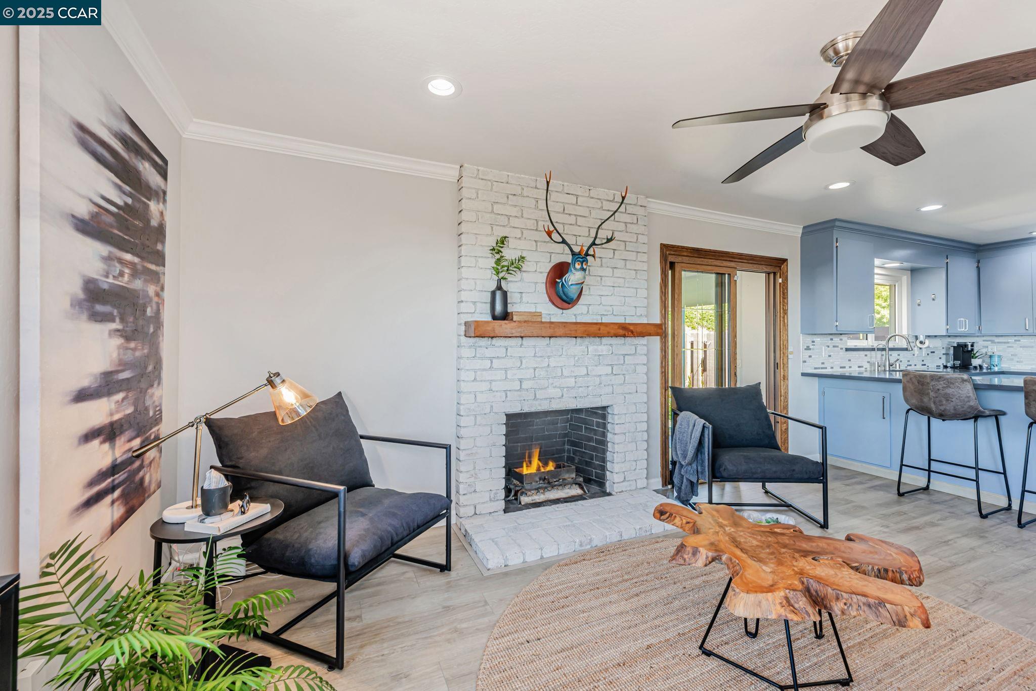 Detail Gallery Image 24 of 52 For 10540 Englewood Dr, Oakland,  CA 94605 - 3 Beds | 2 Baths