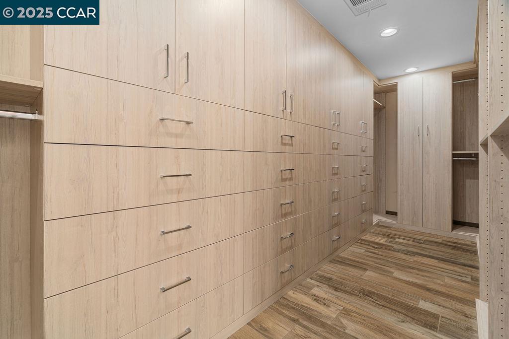 Detail Gallery Image 19 of 60 For 221 El Sobrante Dr, Danville,  CA 94526 - 4 Beds | 6 Baths