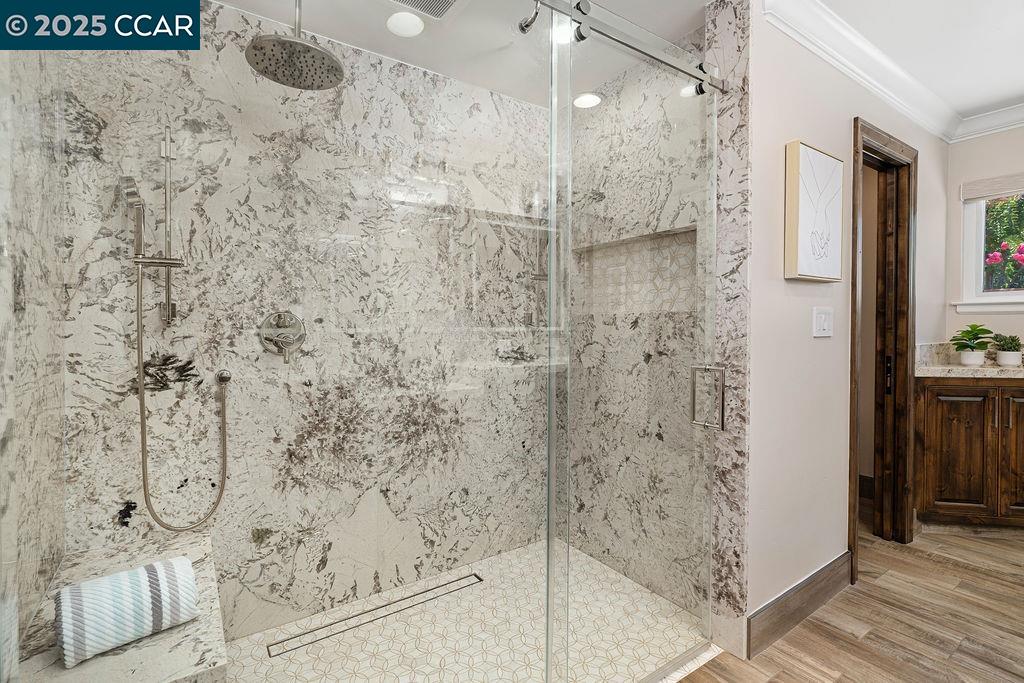 Detail Gallery Image 24 of 60 For 221 El Sobrante Dr, Danville,  CA 94526 - 4 Beds | 6 Baths