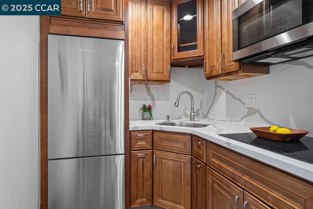 Detail Gallery Image 31 of 60 For 221 El Sobrante Dr, Danville,  CA 94526 - 4 Beds | 6 Baths