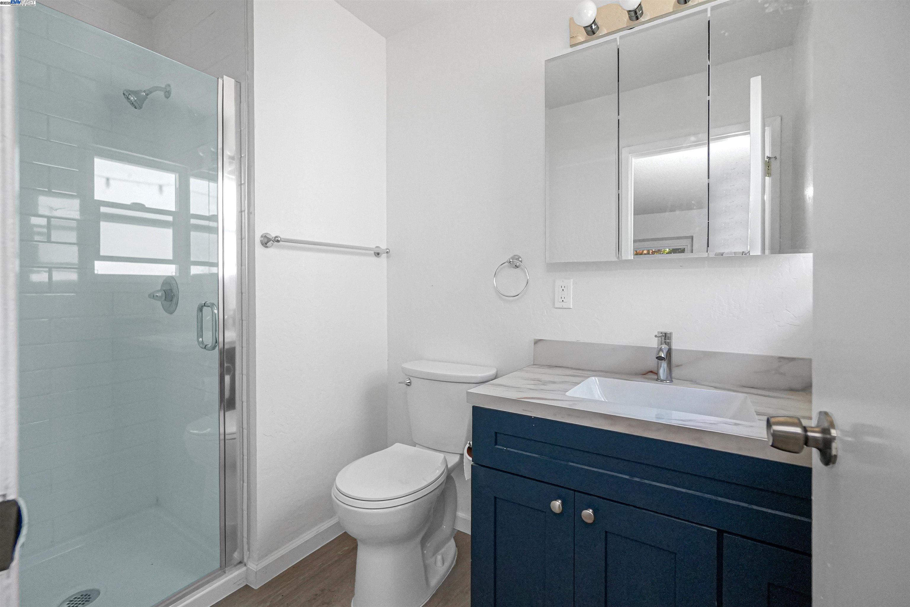 Detail Gallery Image 22 of 56 For 512 Teasdale Pl, Hayward,  CA 94544 - 6 Beds | 3 Baths