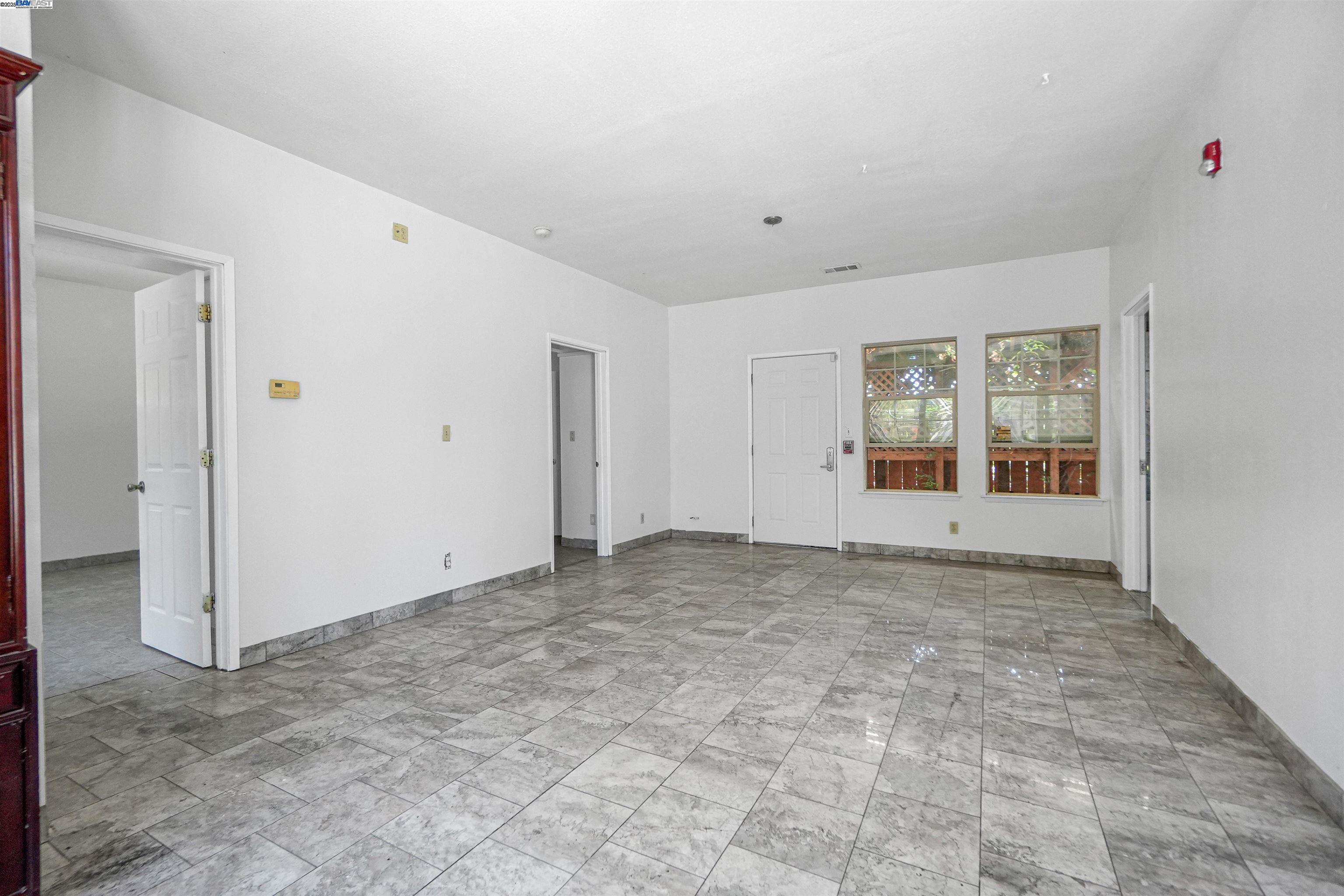 Detail Gallery Image 27 of 56 For 512 Teasdale Pl, Hayward,  CA 94544 - 6 Beds | 3 Baths