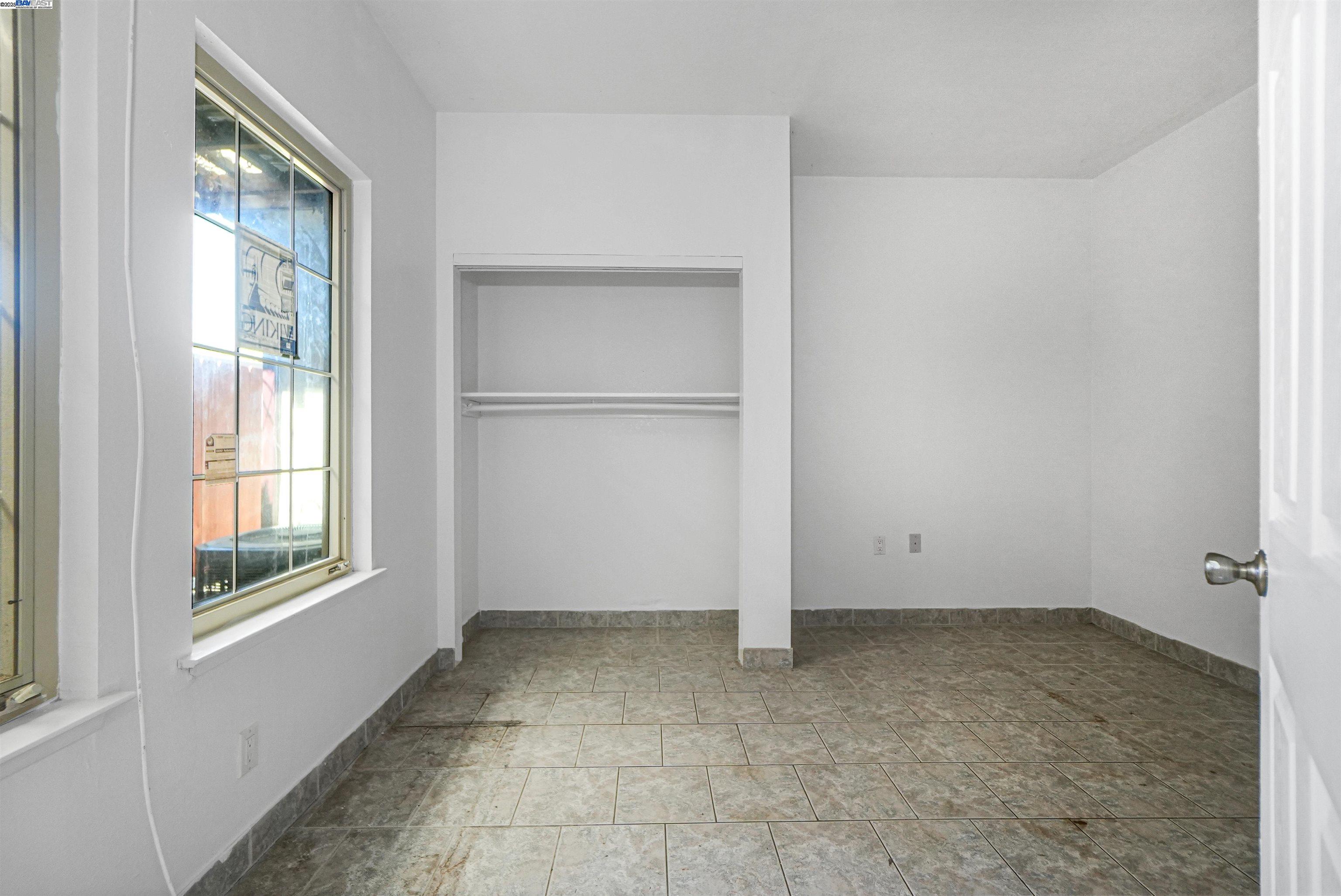 Detail Gallery Image 30 of 56 For 512 Teasdale Pl, Hayward,  CA 94544 - 6 Beds | 3 Baths