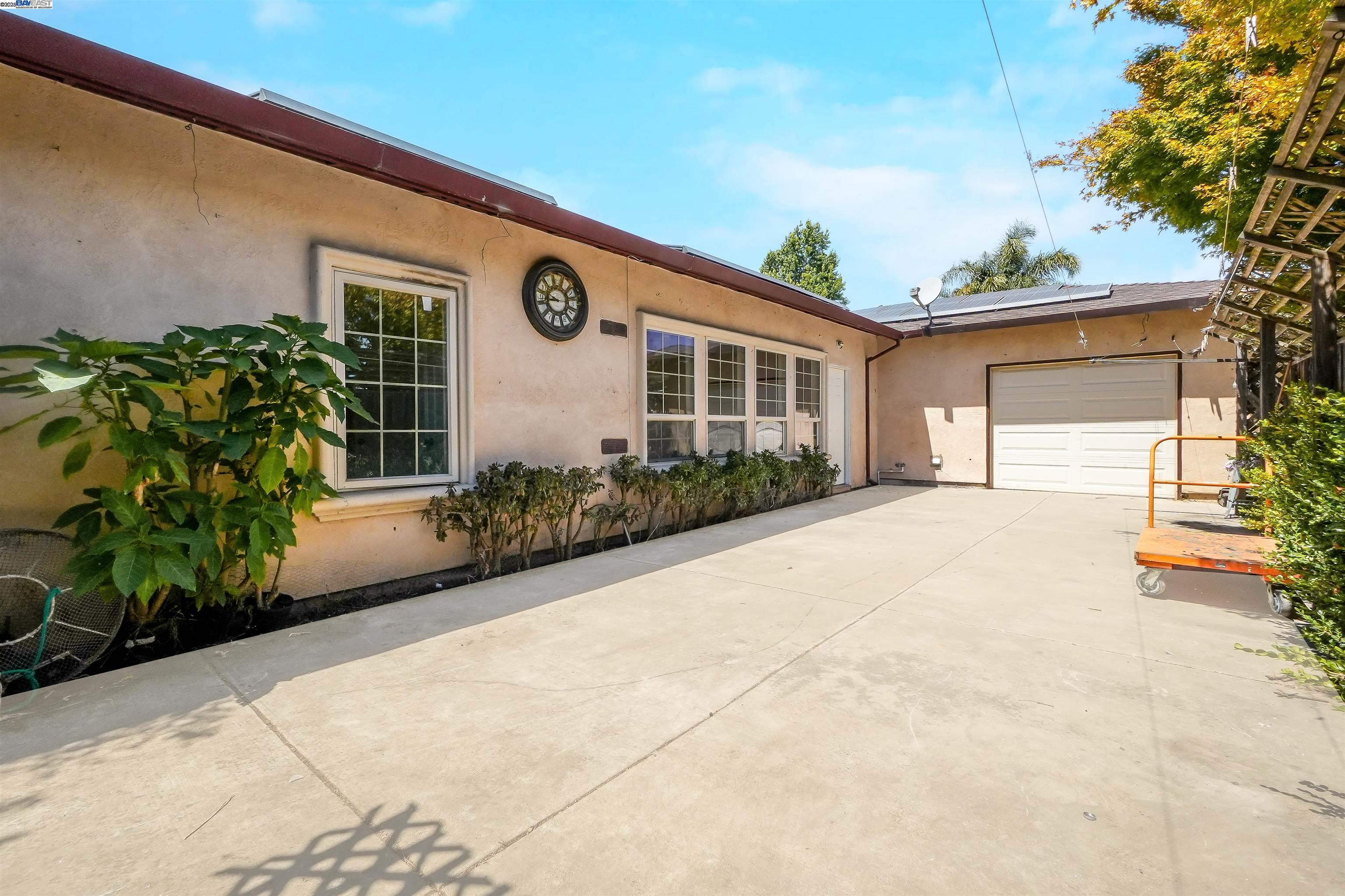 Detail Gallery Image 38 of 56 For 512 Teasdale Pl, Hayward,  CA 94544 - 6 Beds | 3 Baths