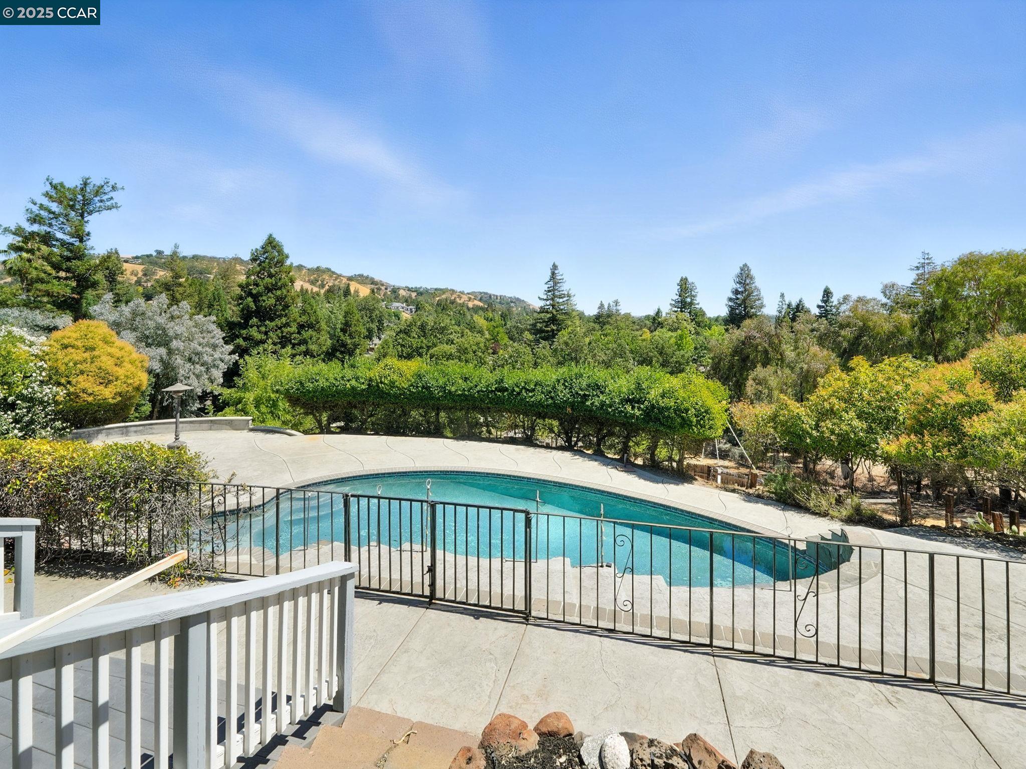 Detail Gallery Image 24 of 41 For 234 Acacia Ln, Alamo,  CA 94507 - 3 Beds | 3 Baths