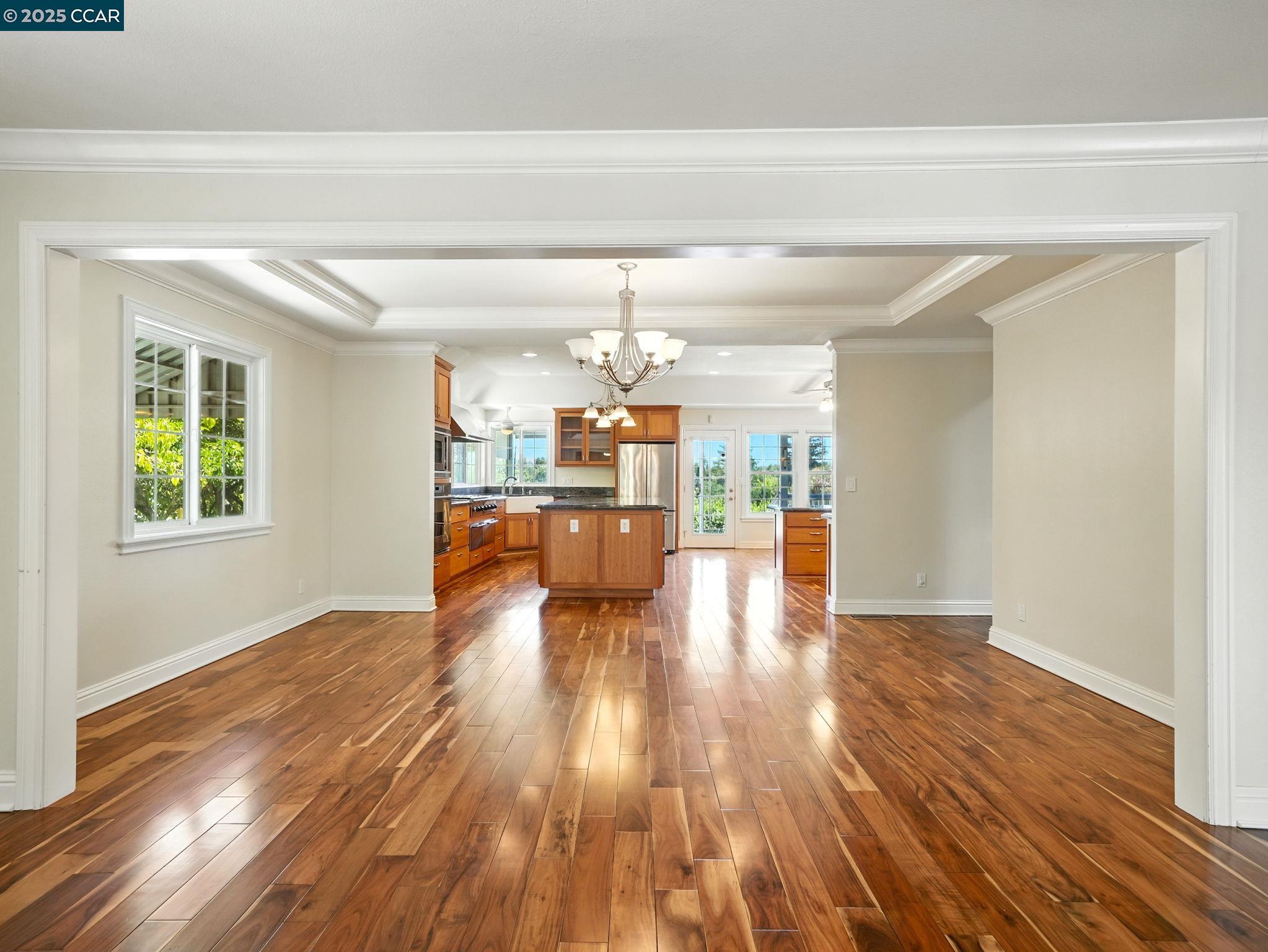 Detail Gallery Image 8 of 41 For 234 Acacia Ln, Alamo,  CA 94507 - 3 Beds | 3 Baths