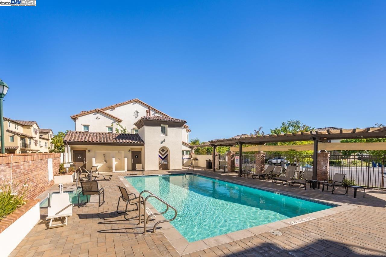 Detail Gallery Image 19 of 24 For 3021 Blackberry Ave, San Ramon,  CA 94582 - 4 Beds | 4 Baths