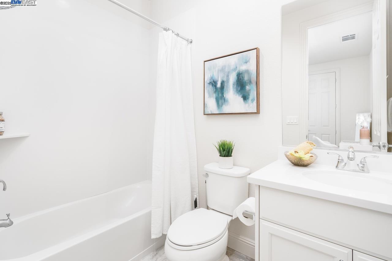 Detail Gallery Image 6 of 24 For 3021 Blackberry Ave, San Ramon,  CA 94582 - 4 Beds | 4 Baths