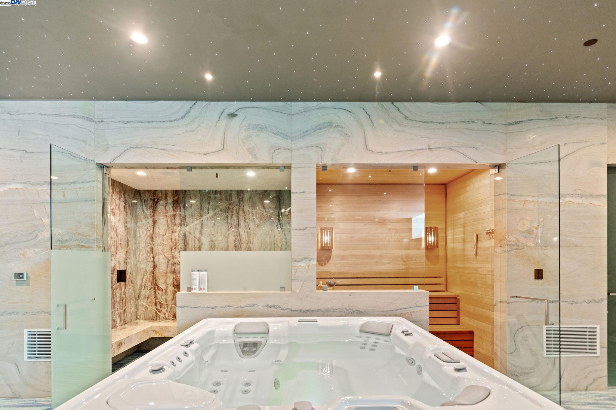 Detail Gallery Image 39 of 60 For 701 N Camden Dr, Beverly Hills,  CA 90210 - 6 Beds | 6/3 Baths