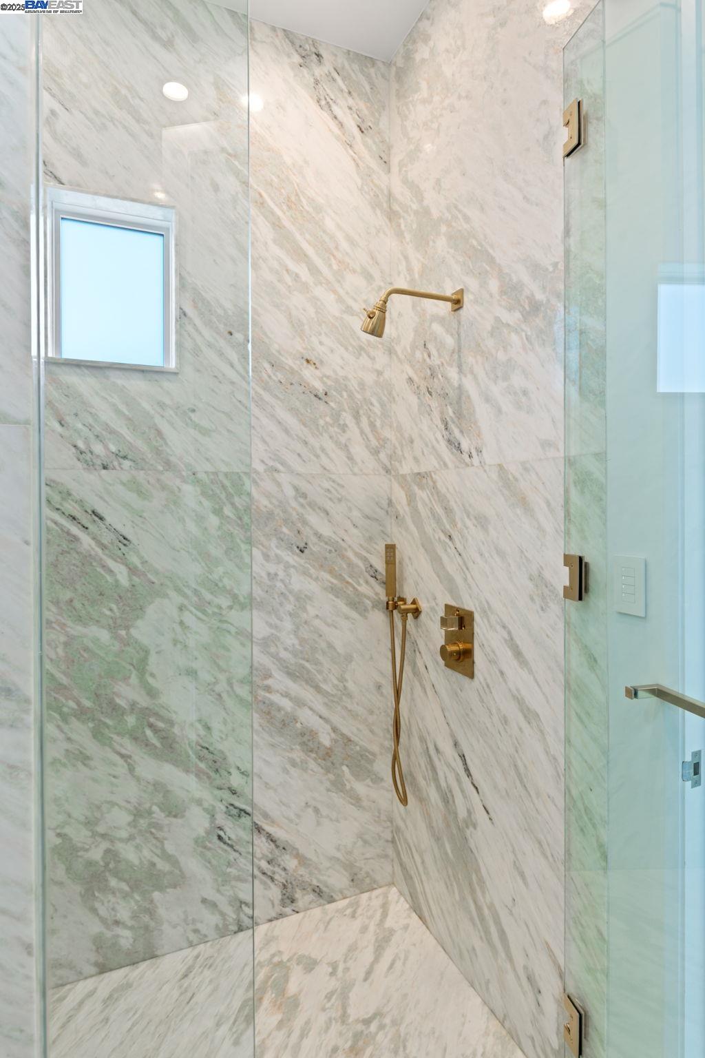 Detail Gallery Image 58 of 60 For 701 N Camden Dr, Beverly Hills,  CA 90210 - 6 Beds | 6/3 Baths