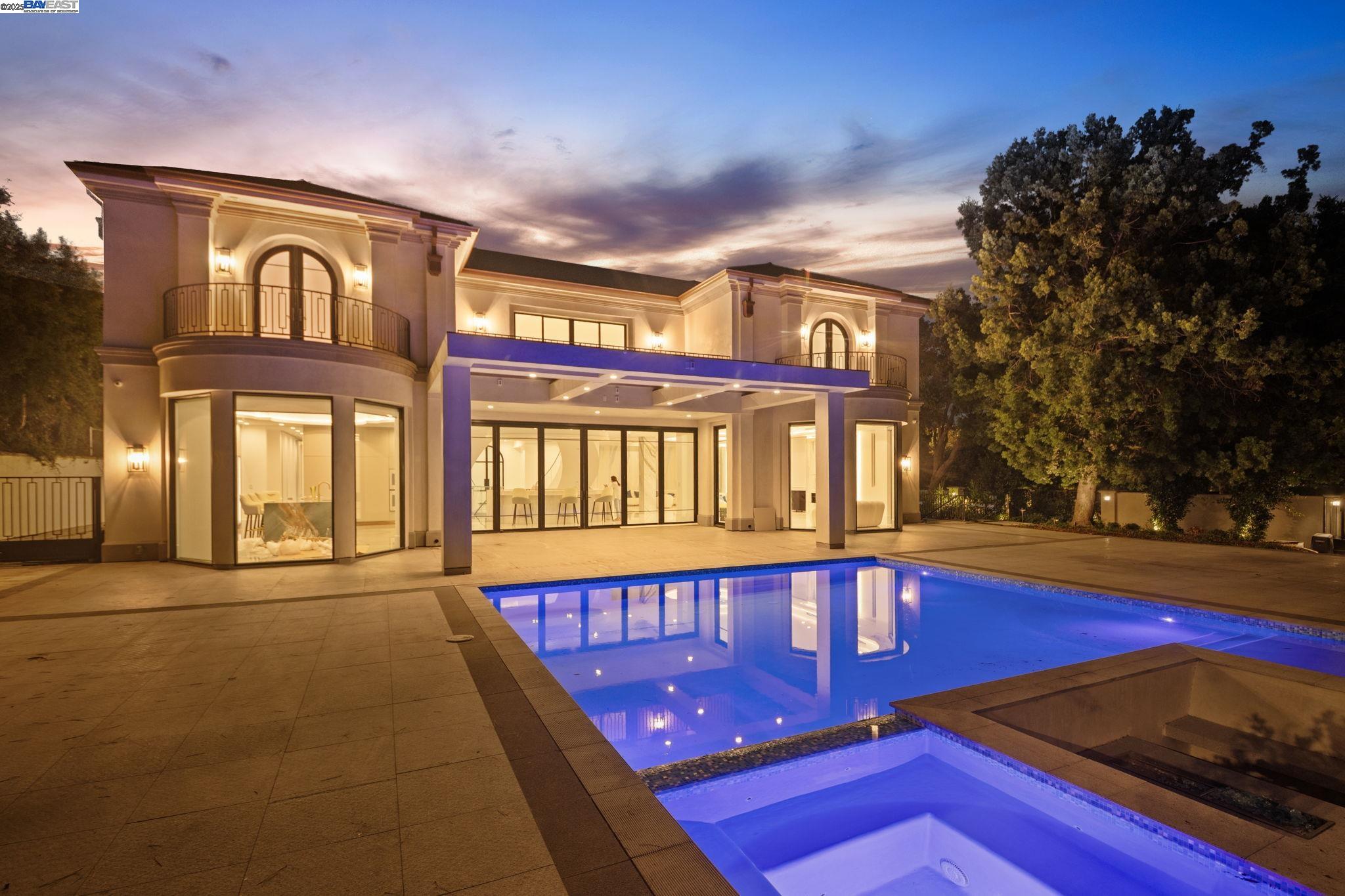 Detail Gallery Image 59 of 60 For 701 N Camden Dr, Beverly Hills,  CA 90210 - 6 Beds | 6/3 Baths