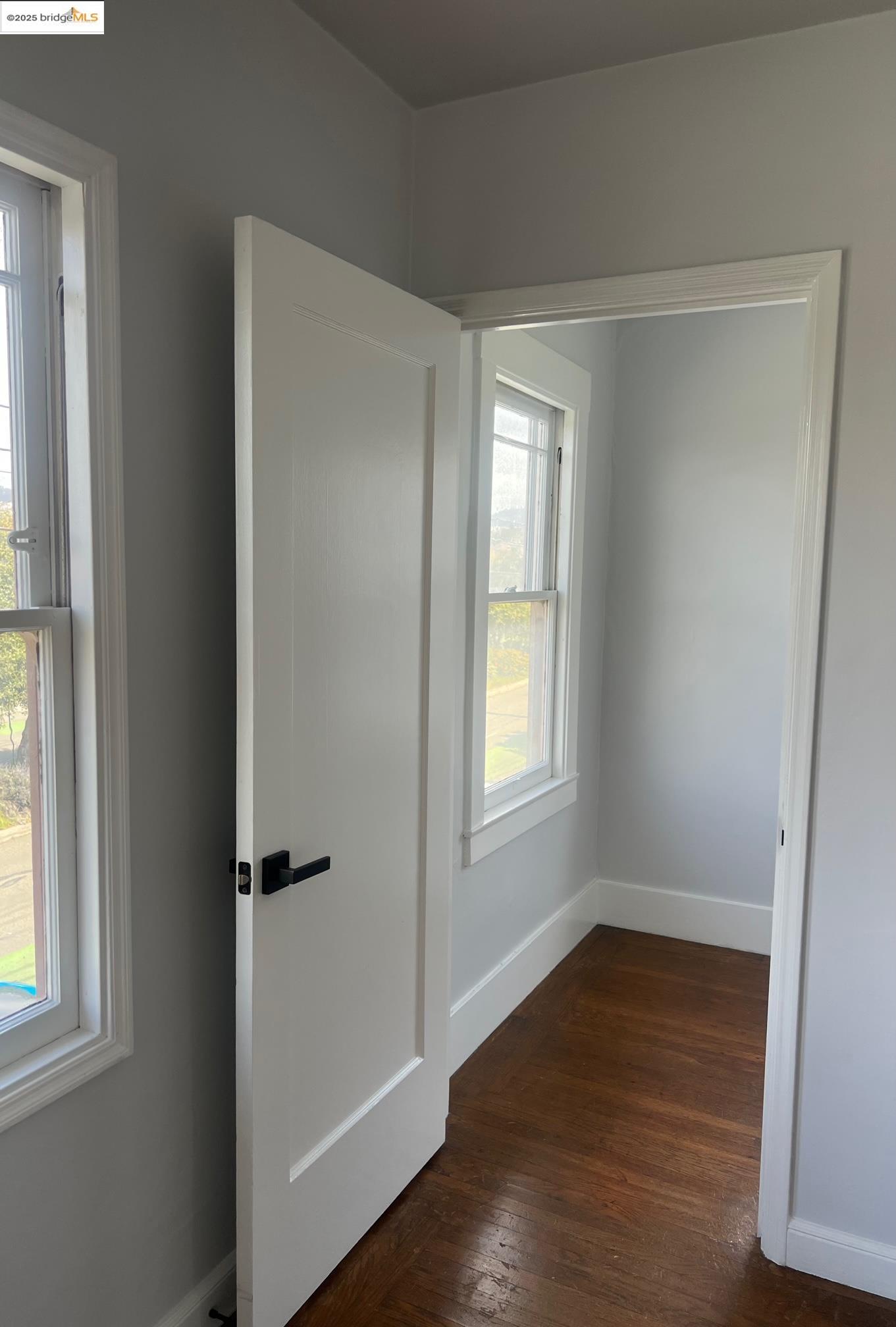 Detail Gallery Image 19 of 22 For 863 40th St., Oakland,  CA 94608 - – Beds | – Baths