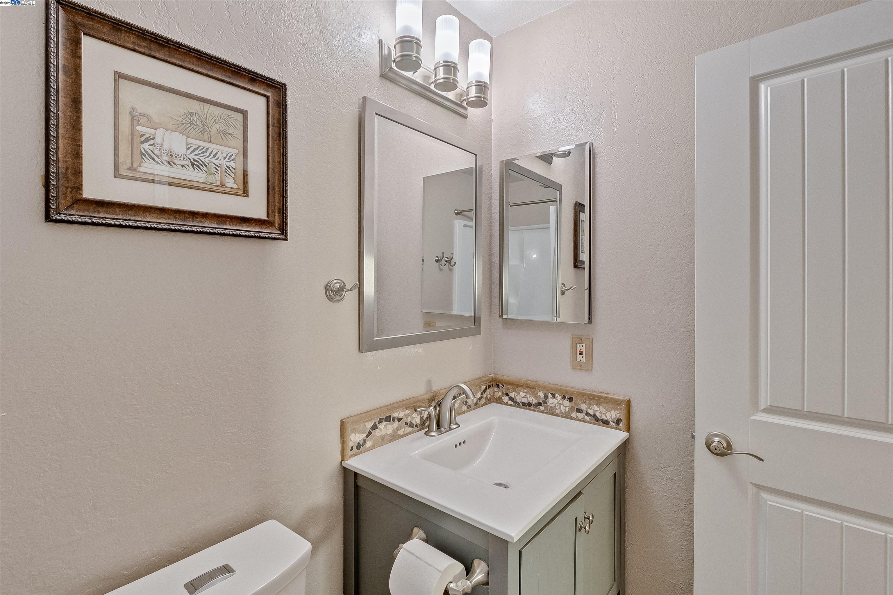 Detail Gallery Image 34 of 45 For 943 Coral Ridge Cir, Rodeo,  CA 94572 - 3 Beds | 2 Baths
