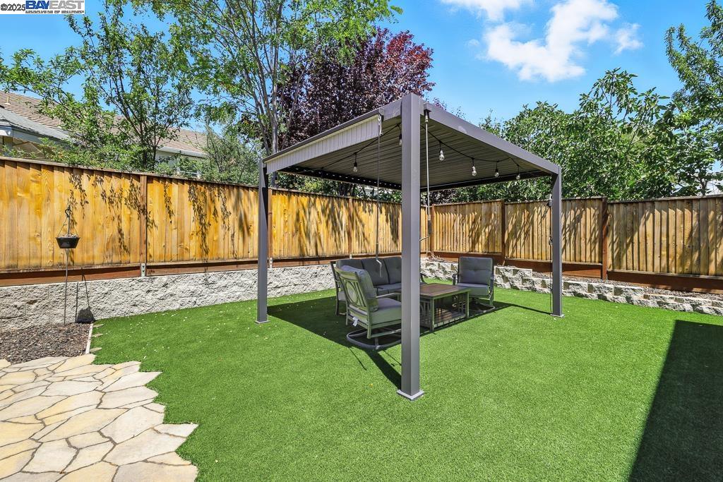 Detail Gallery Image 45 of 60 For 345 Ronan Ave, Gilroy,  CA 95020 - 5 Beds | 3 Baths