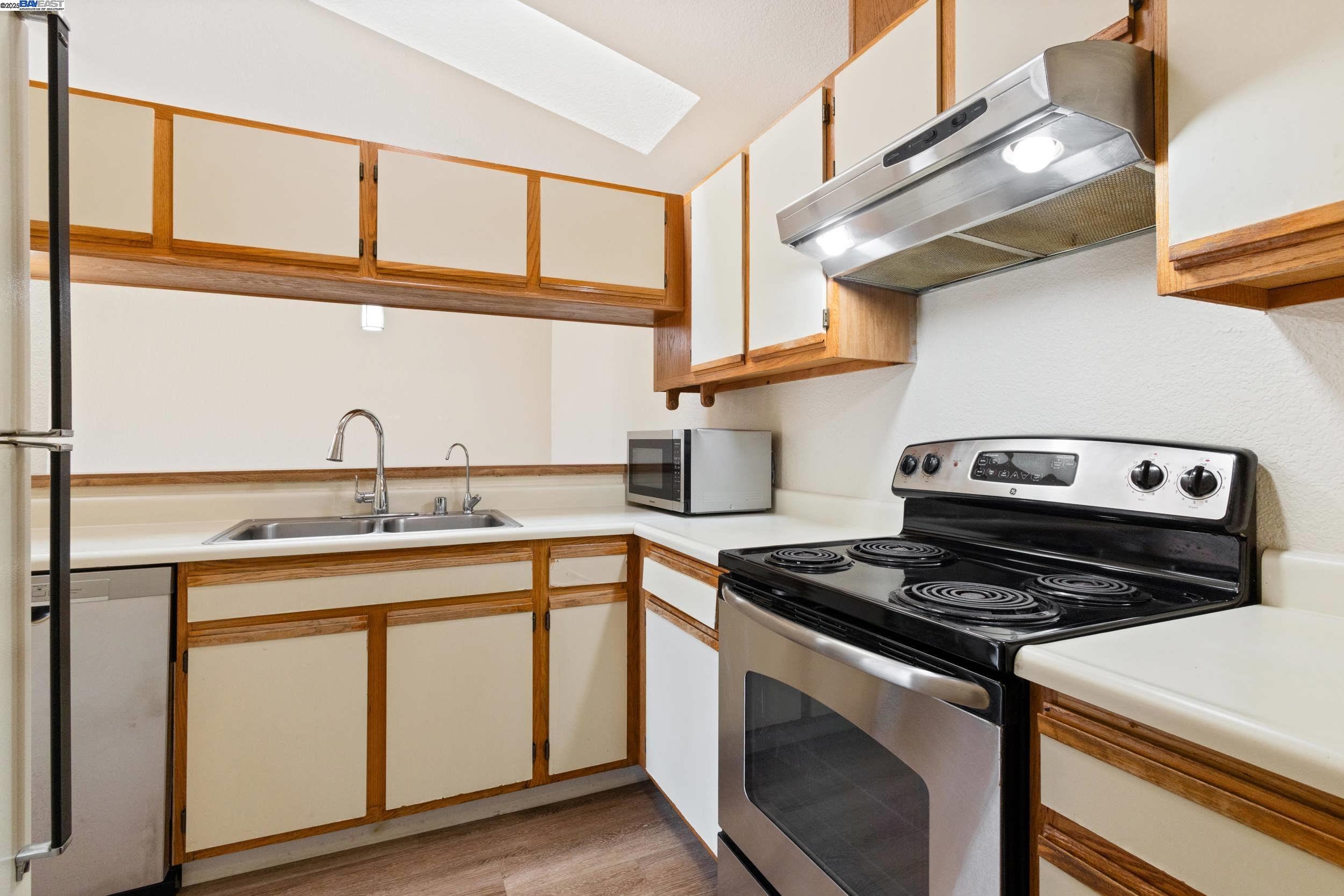 Detail Gallery Image 8 of 26 For 801 Villa Ter, Brentwood,  CA 94513 - 2 Beds | 1/1 Baths