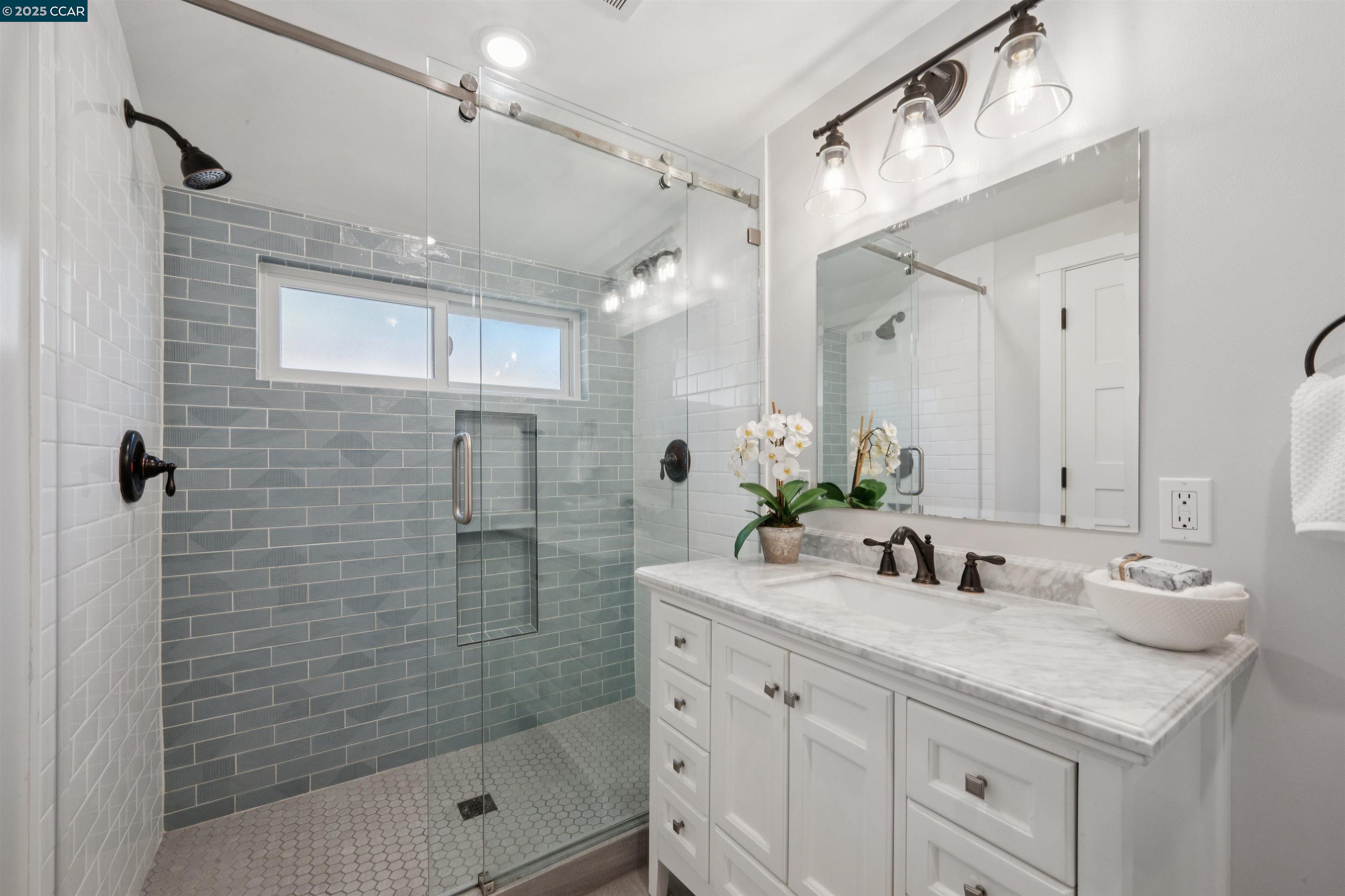 Detail Gallery Image 19 of 27 For 973 4th St, Lafayette,  CA 94549 - 3 Beds | 2 Baths