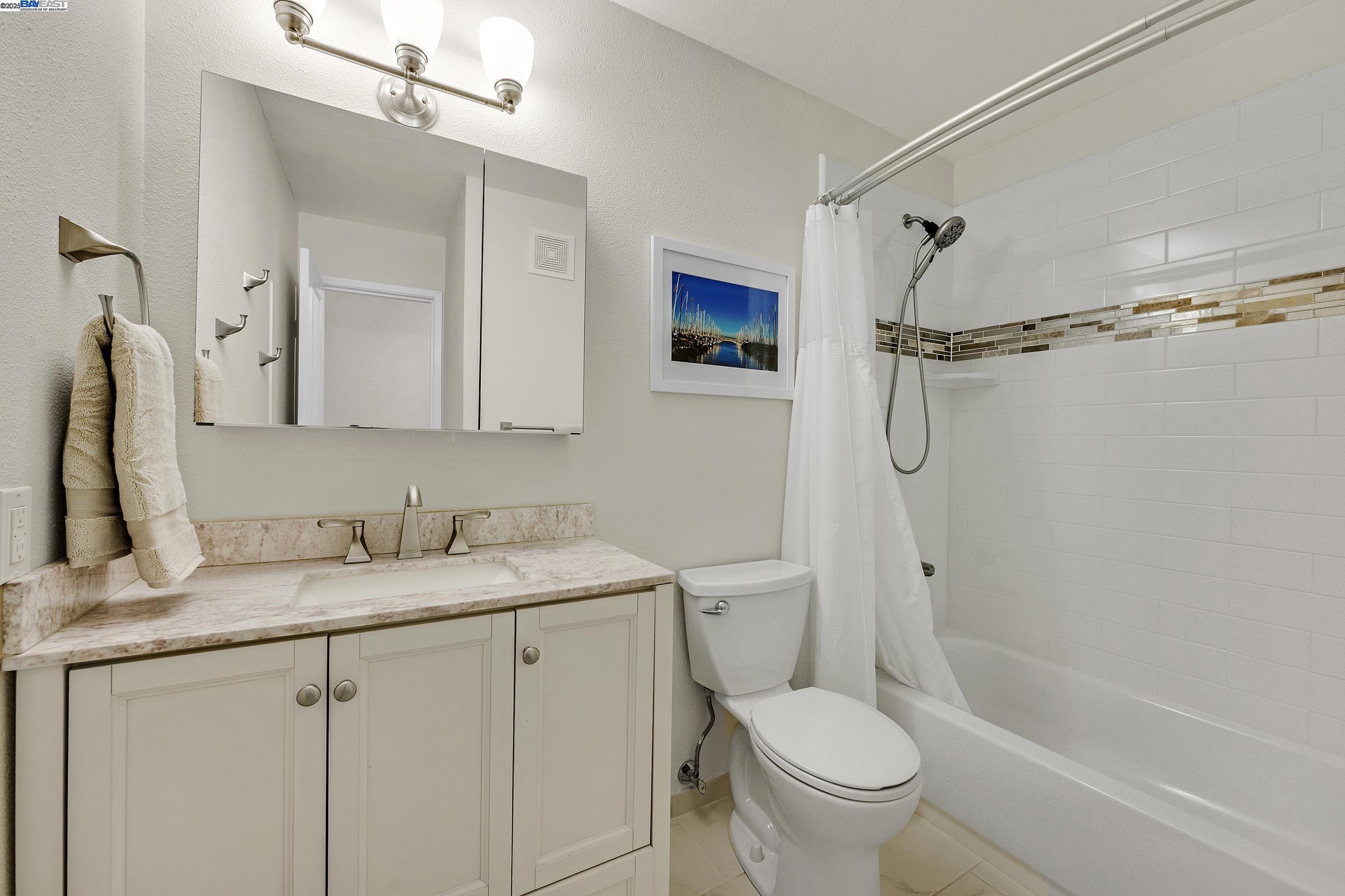 Photo #16: 41108225 Listing: Photo #16