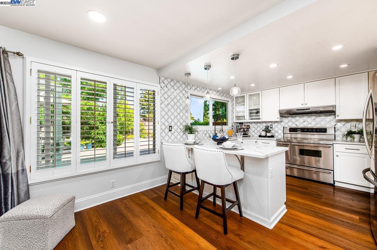 Detail Gallery Image 11 of 39 For 260 Mara Pl, San Ramon,  CA 94583 - 4 Beds | 2/1 Baths