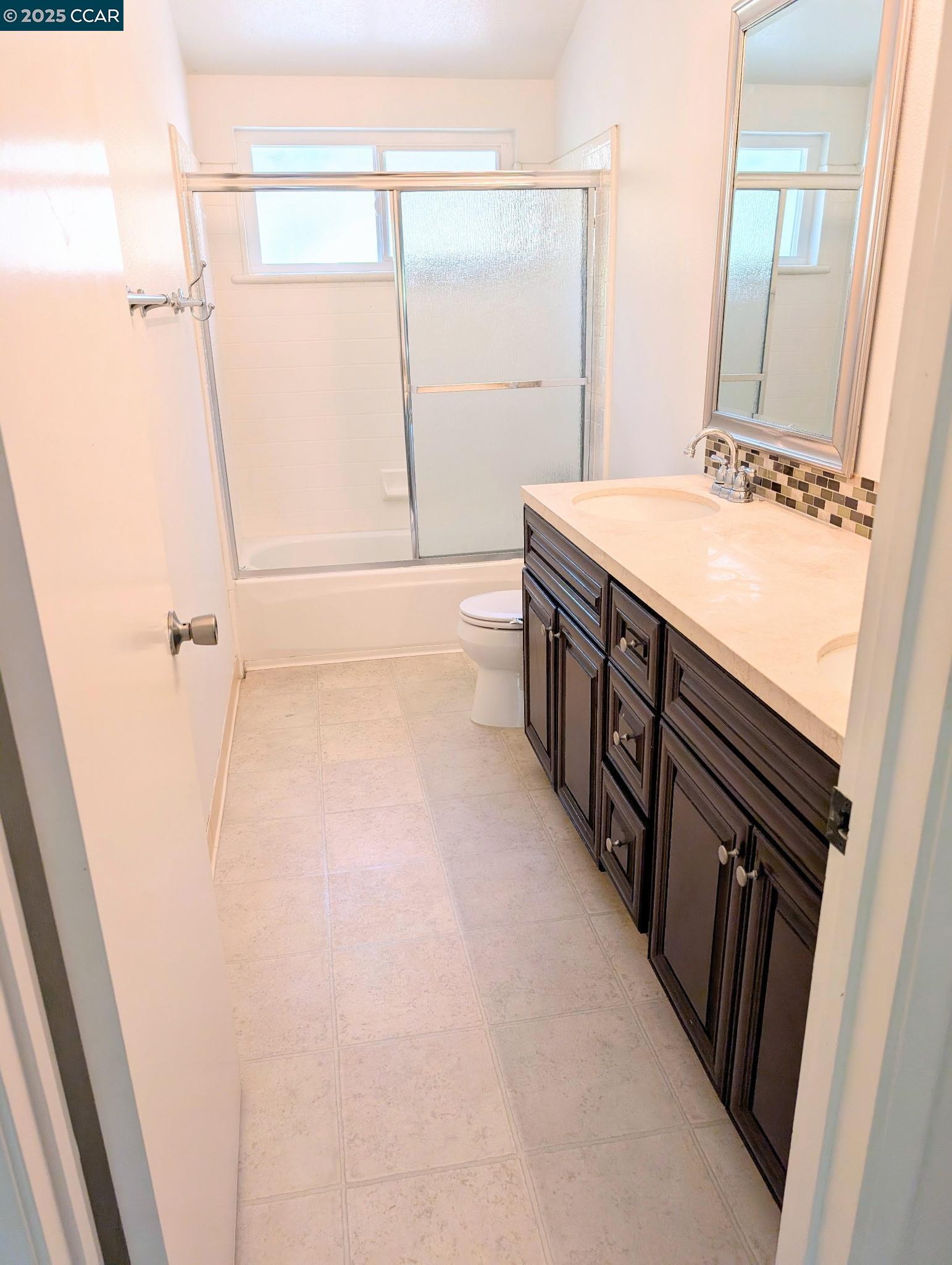Detail Gallery Image 18 of 23 For 310 Miranda Ln, Alamo,  CA 94507 - 5 Beds | 3 Baths