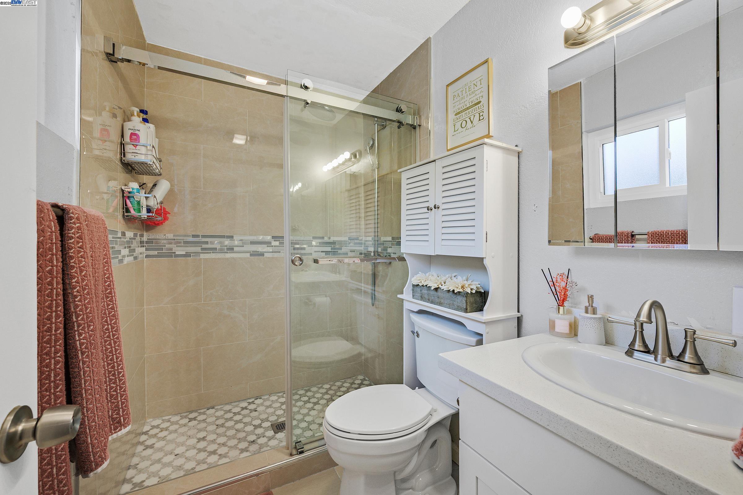Detail Gallery Image 17 of 32 For 7845 Ironwood Dr, Dublin,  CA 94568 - 4 Beds | 2 Baths