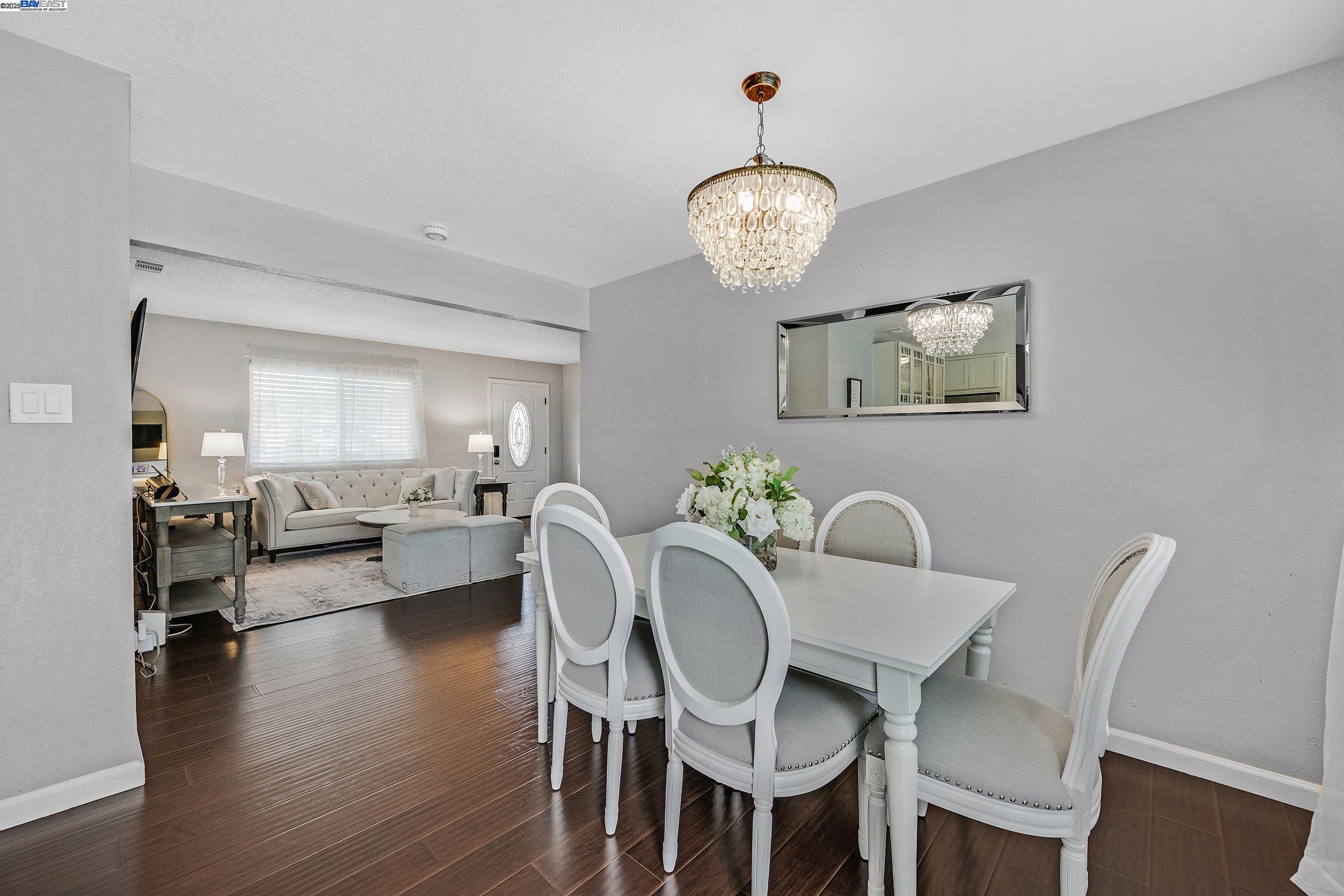Detail Gallery Image 9 of 32 For 7845 Ironwood Dr, Dublin,  CA 94568 - 4 Beds | 2 Baths