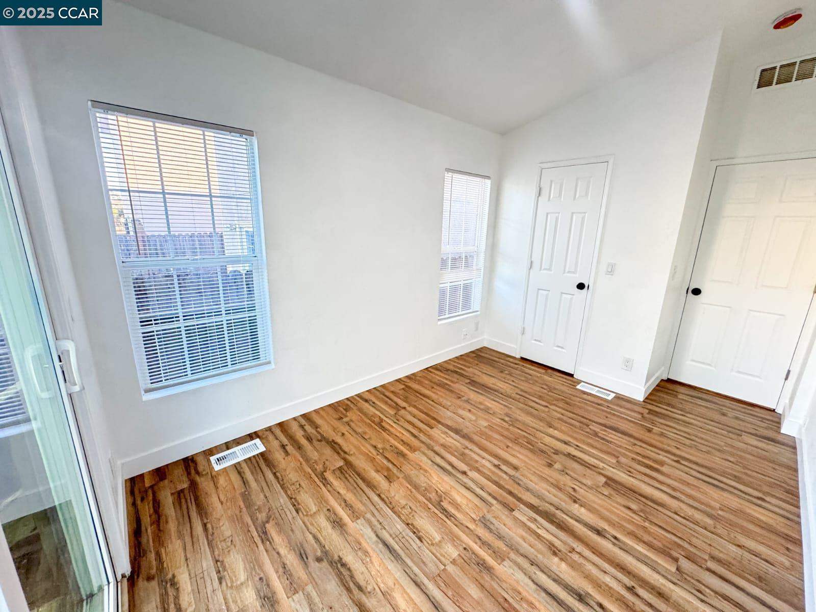 Detail Gallery Image 16 of 24 For 1314 Battery St, Richmond,  CA 94801 - 3 Beds | 2 Baths