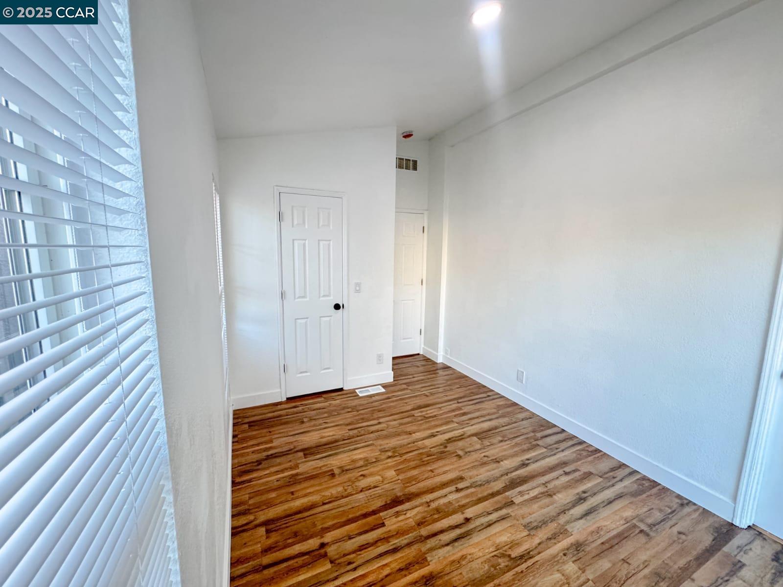 Detail Gallery Image 18 of 24 For 1314 Battery St, Richmond,  CA 94801 - 3 Beds | 2 Baths