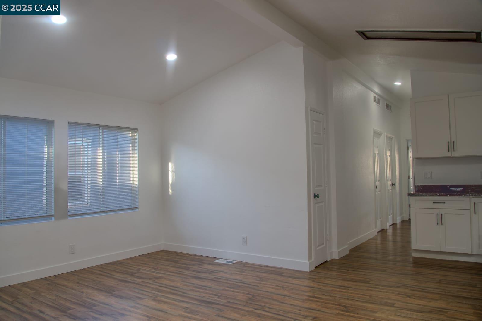 Detail Gallery Image 19 of 24 For 1314 Battery St, Richmond,  CA 94801 - 3 Beds | 2 Baths