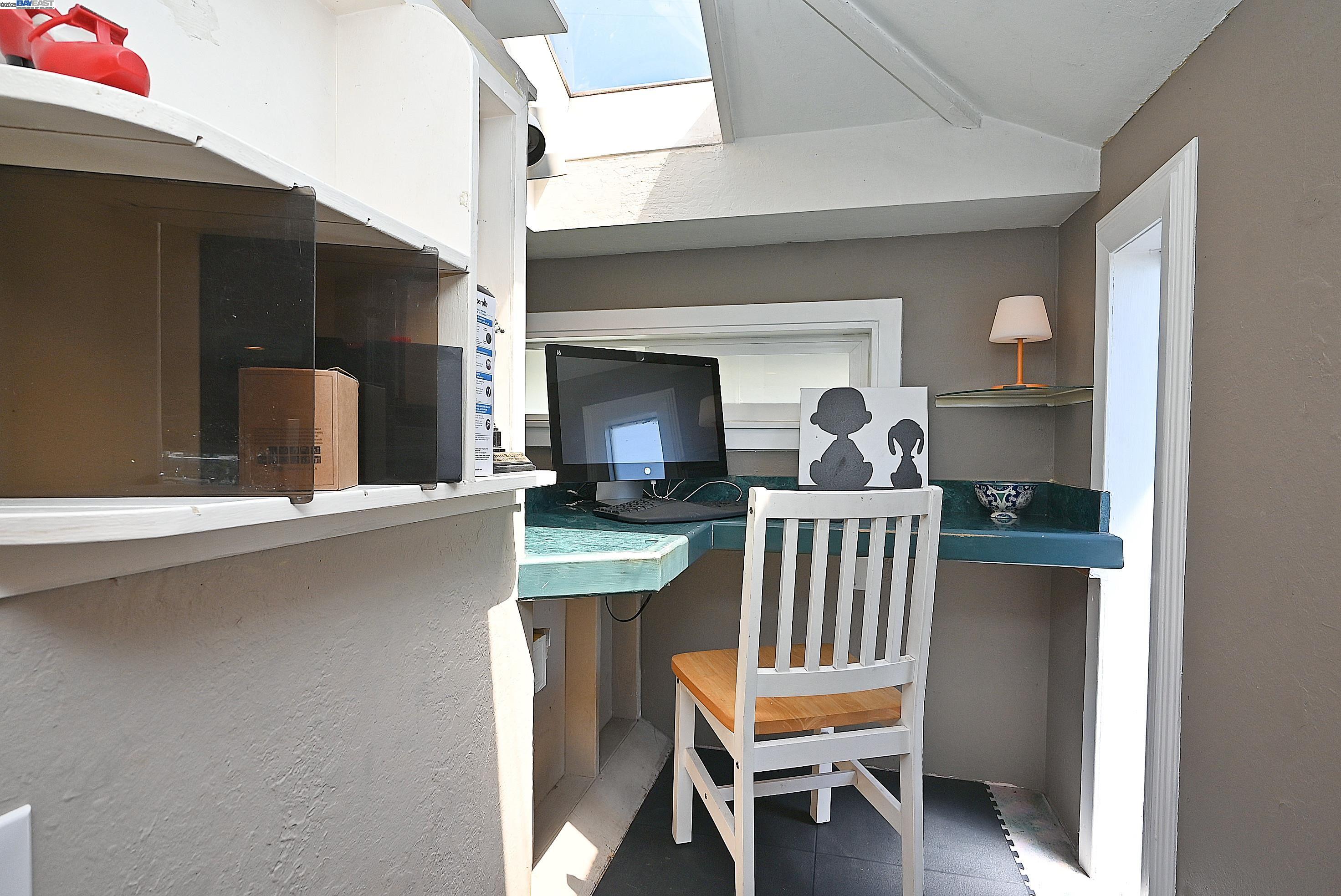 Detail Gallery Image 15 of 36 For 1947 Placer Dr, San Leandro,  CA 94578 - 1 Beds | 1 Baths