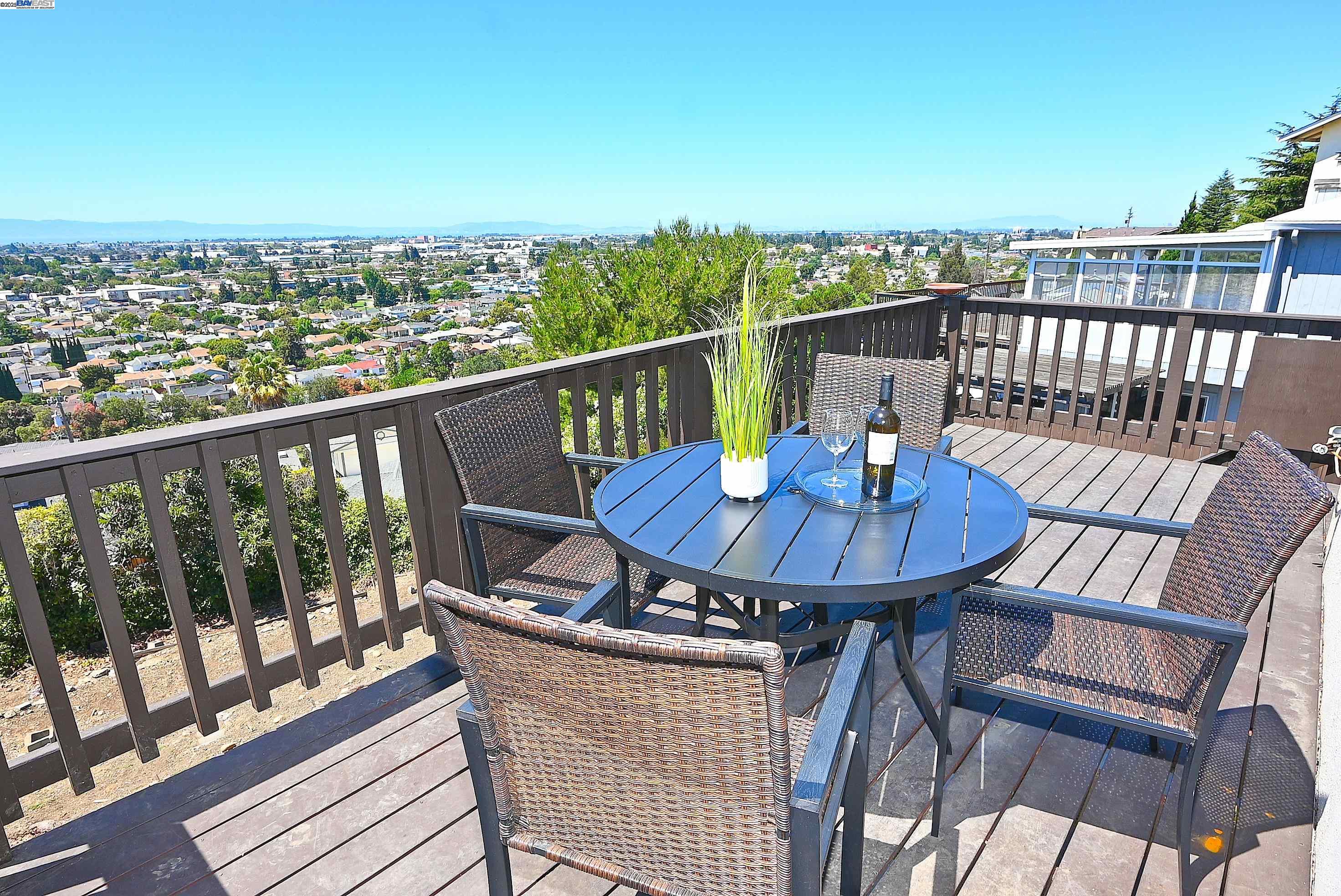 Detail Gallery Image 22 of 36 For 1947 Placer Dr, San Leandro,  CA 94578 - 1 Beds | 1 Baths
