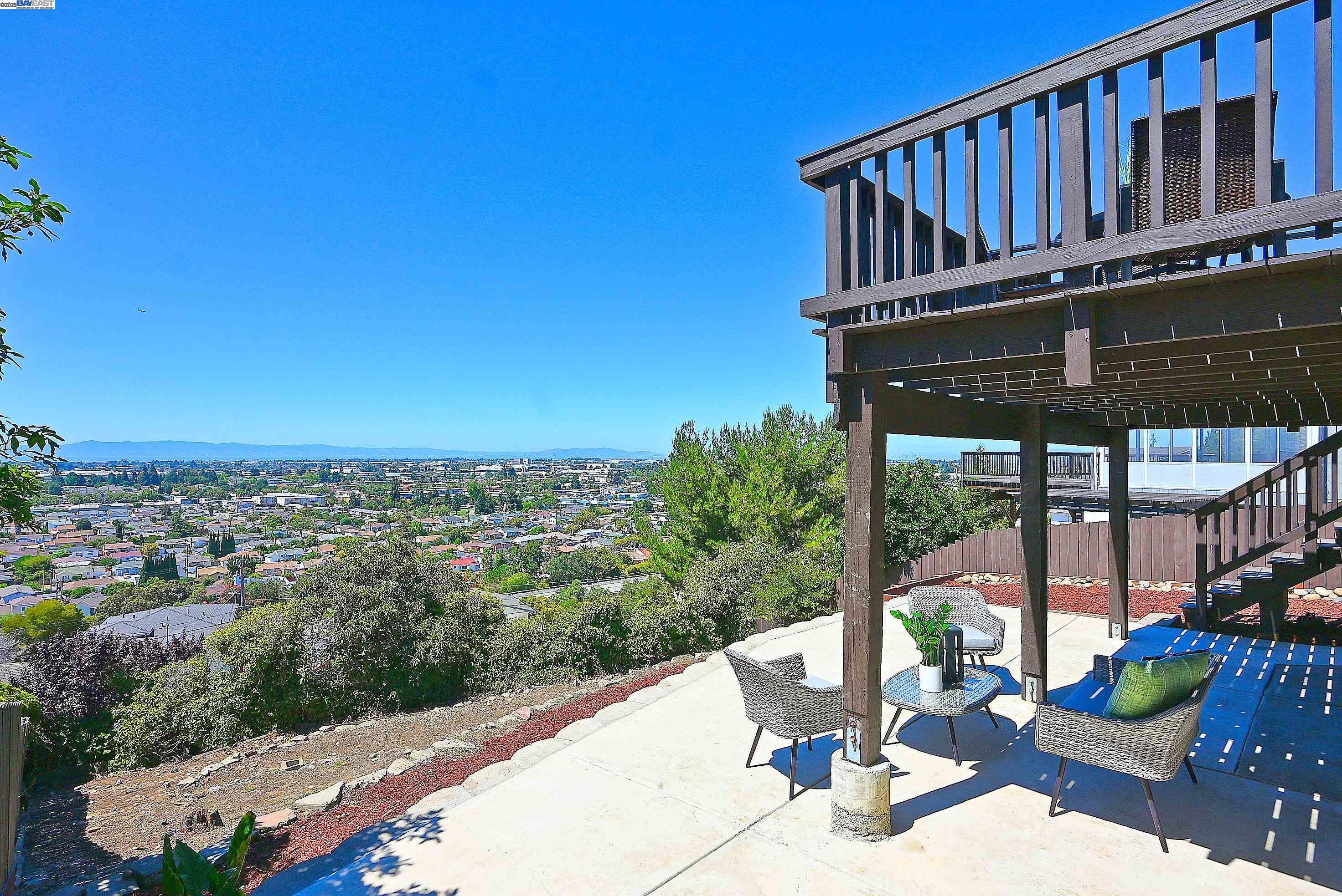 Detail Gallery Image 27 of 36 For 1947 Placer Dr, San Leandro,  CA 94578 - 1 Beds | 1 Baths