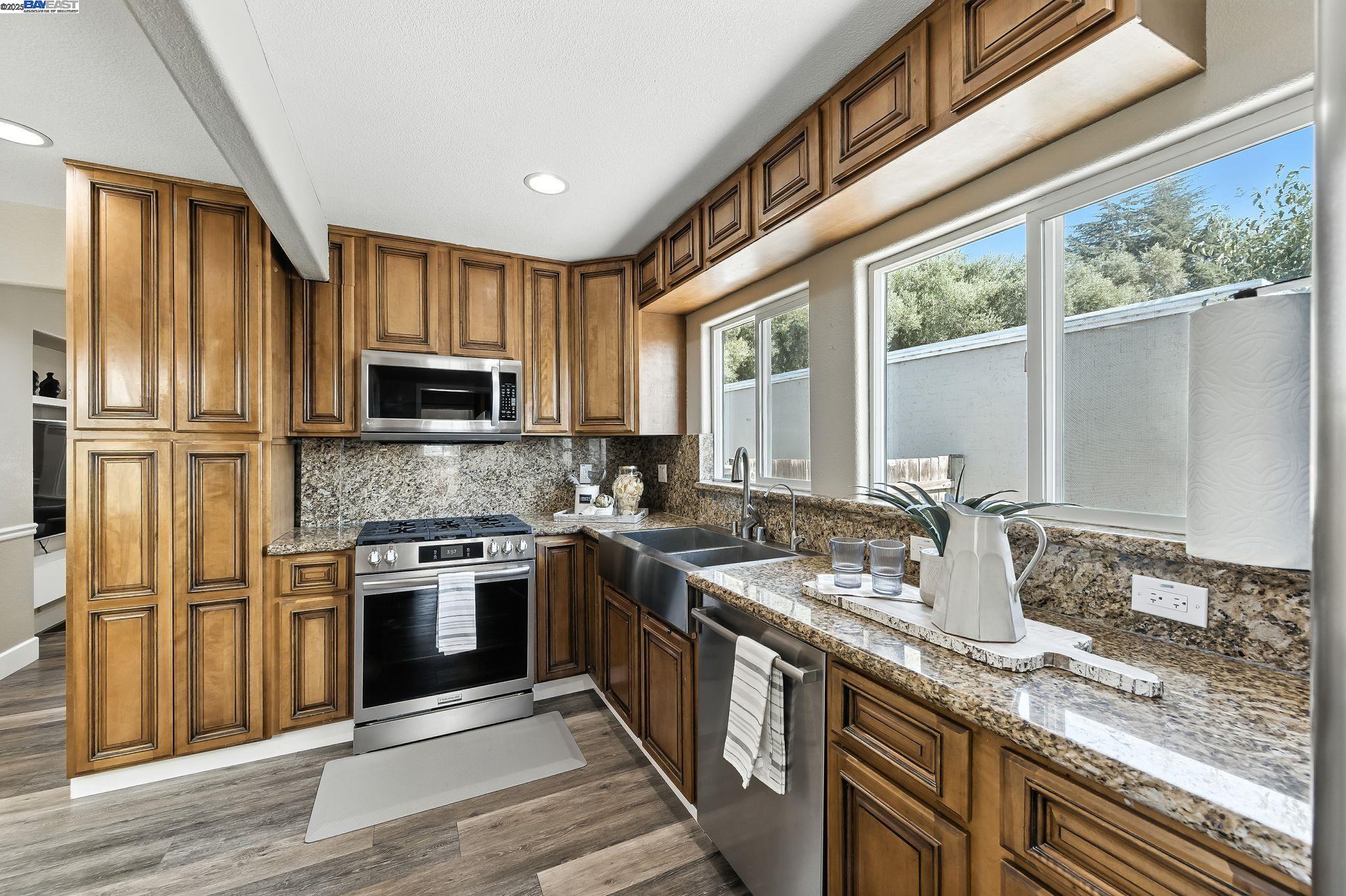 Detail Gallery Image 11 of 37 For 43547 Ellsworth St, Fremont,  CA 94539 - 3 Beds | 2 Baths