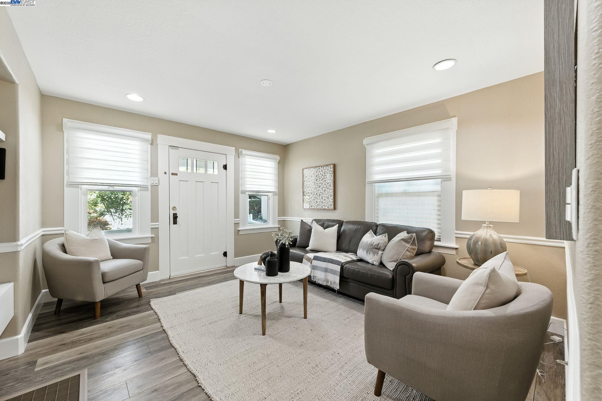 Detail Gallery Image 4 of 37 For 43547 Ellsworth St, Fremont,  CA 94539 - 3 Beds | 2 Baths