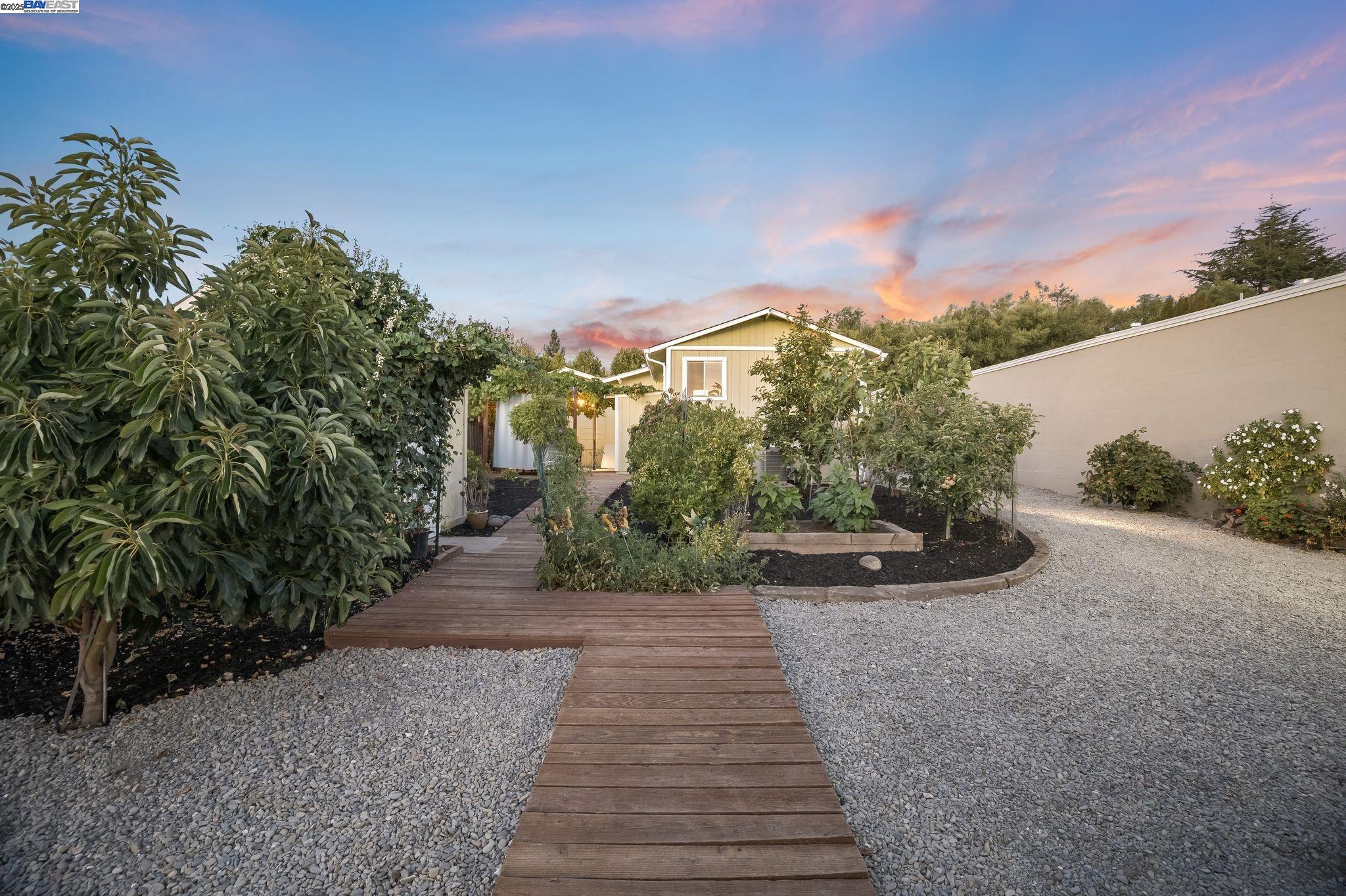 Detail Gallery Image 34 of 37 For 43547 Ellsworth St, Fremont,  CA 94539 - 3 Beds | 2 Baths