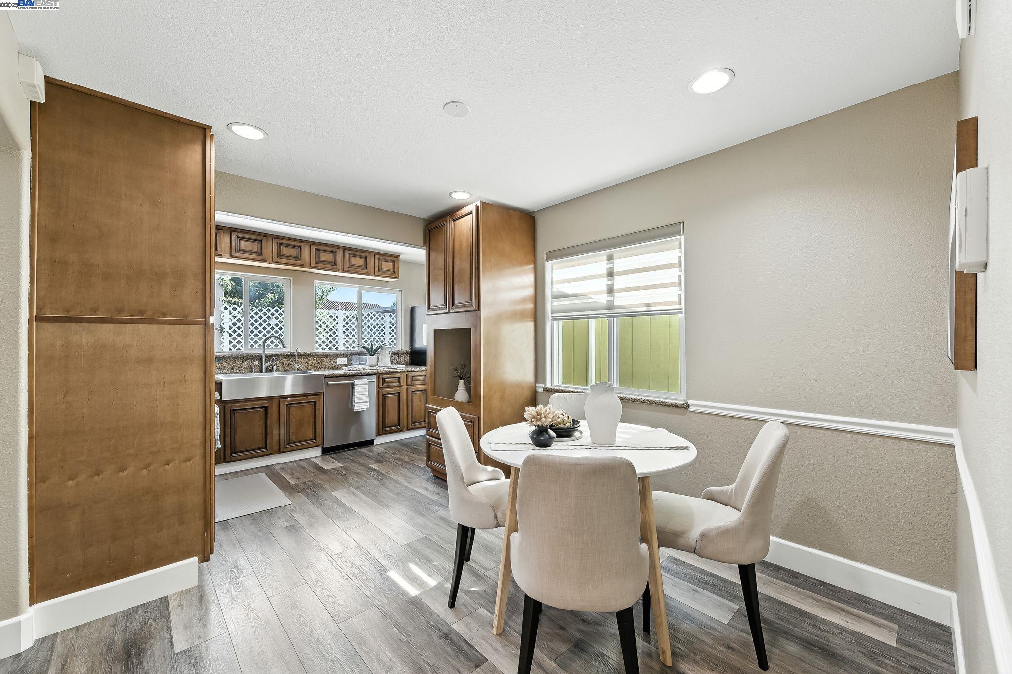 Detail Gallery Image 6 of 37 For 43547 Ellsworth St, Fremont,  CA 94539 - 3 Beds | 2 Baths