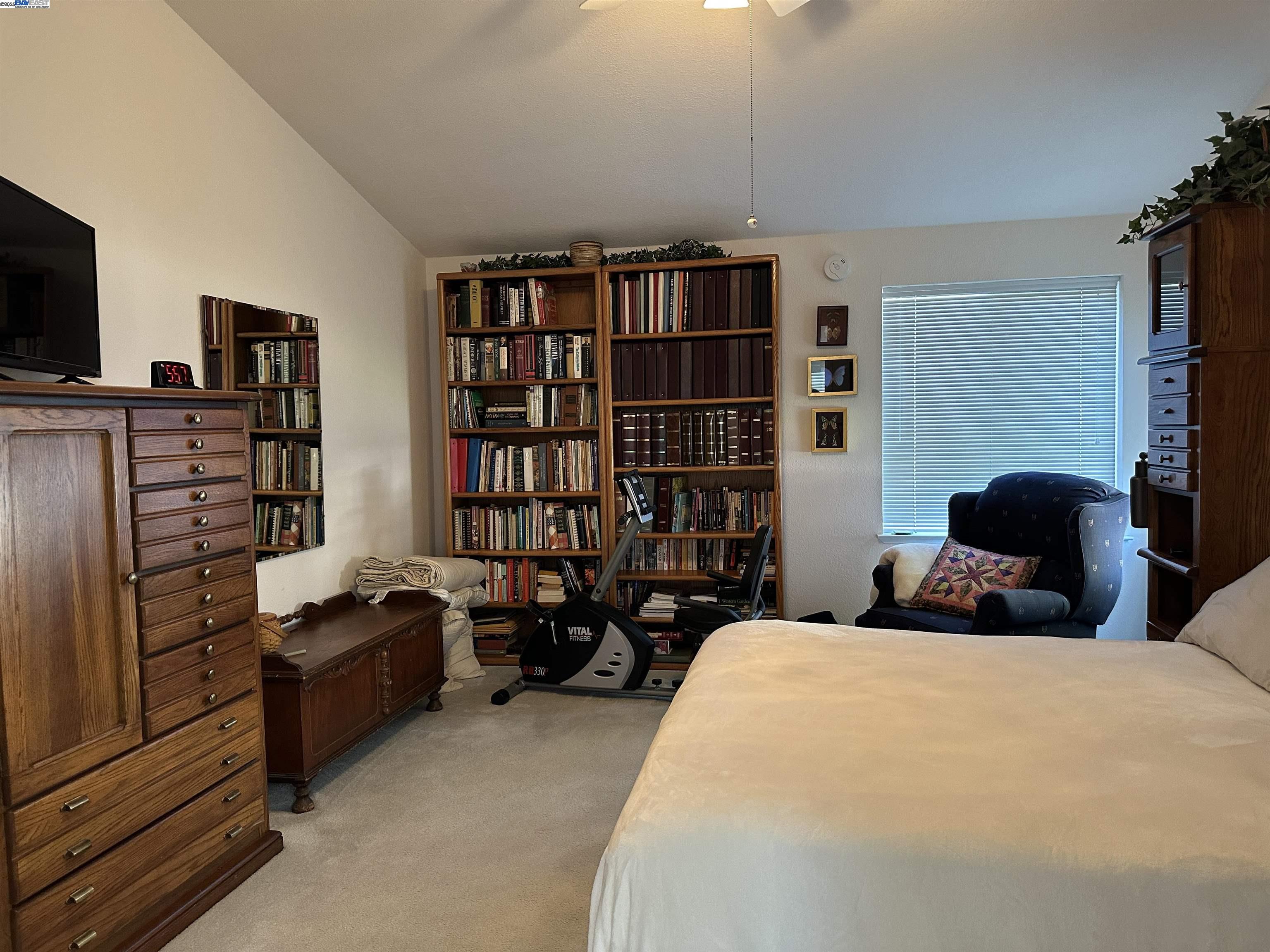 Detail Gallery Image 22 of 38 For 711 Old Canyon Rd #103,  Fremont,  CA 94536 - 3 Beds | 2 Baths