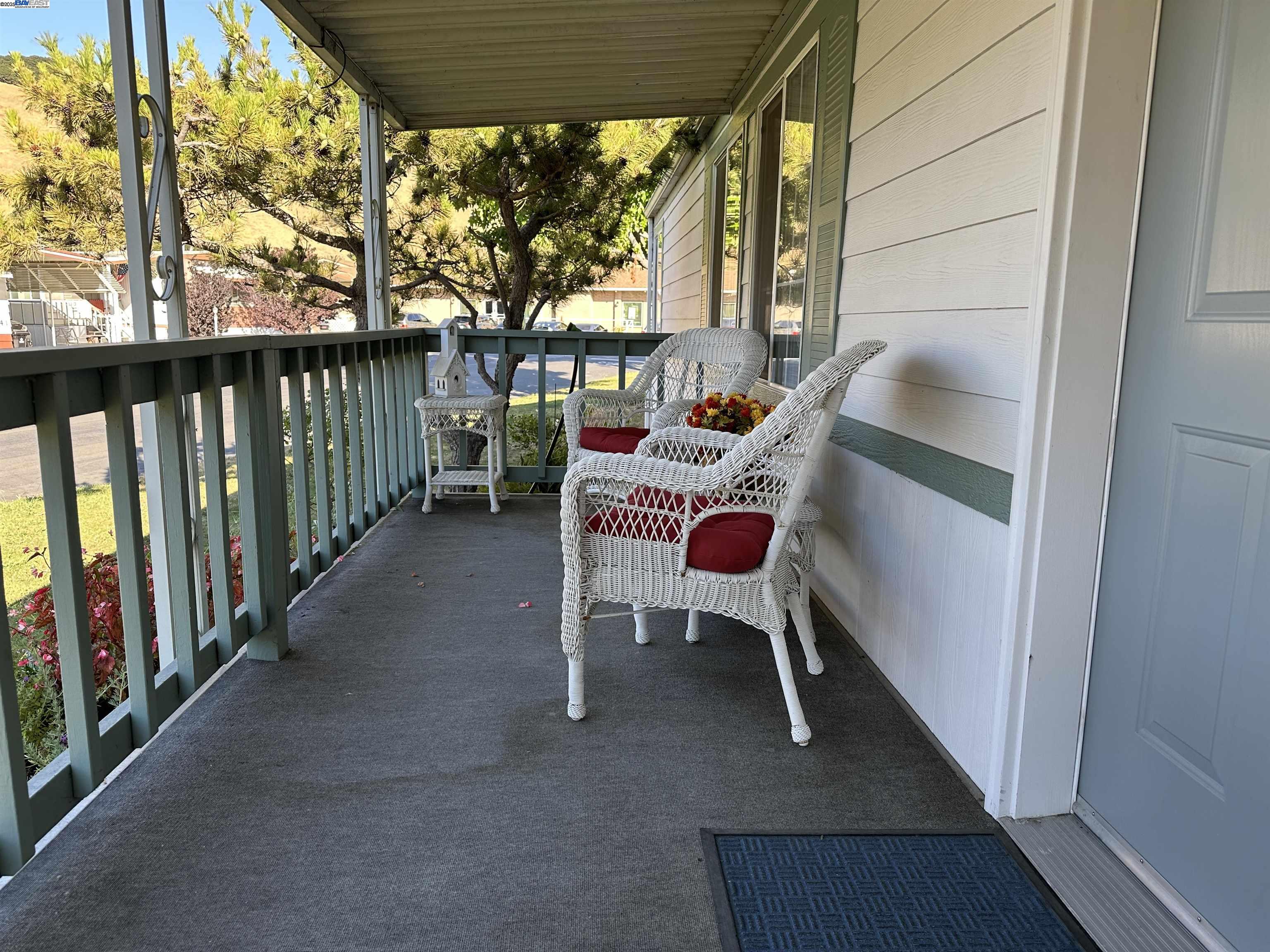 Detail Gallery Image 4 of 38 For 711 Old Canyon Rd #103,  Fremont,  CA 94536 - 3 Beds | 2 Baths