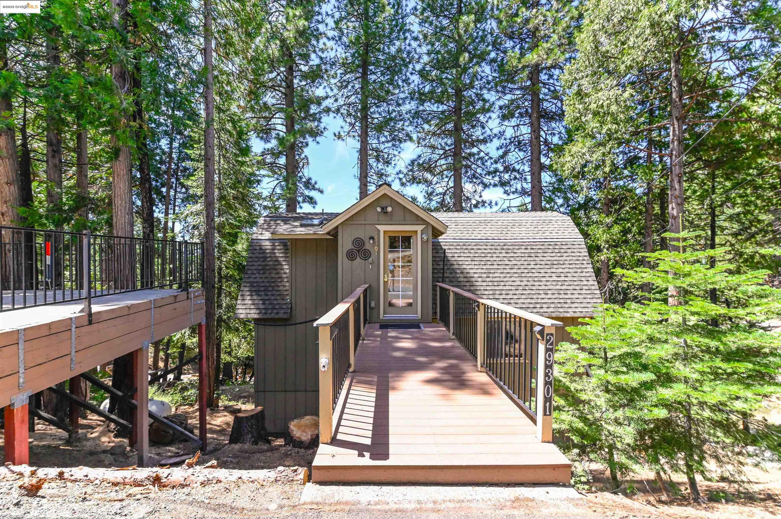 Detail Gallery Image 2 of 41 For 29301 Lassen Dr, Cold Springs,  CA 95335 - 3 Beds | 2 Baths