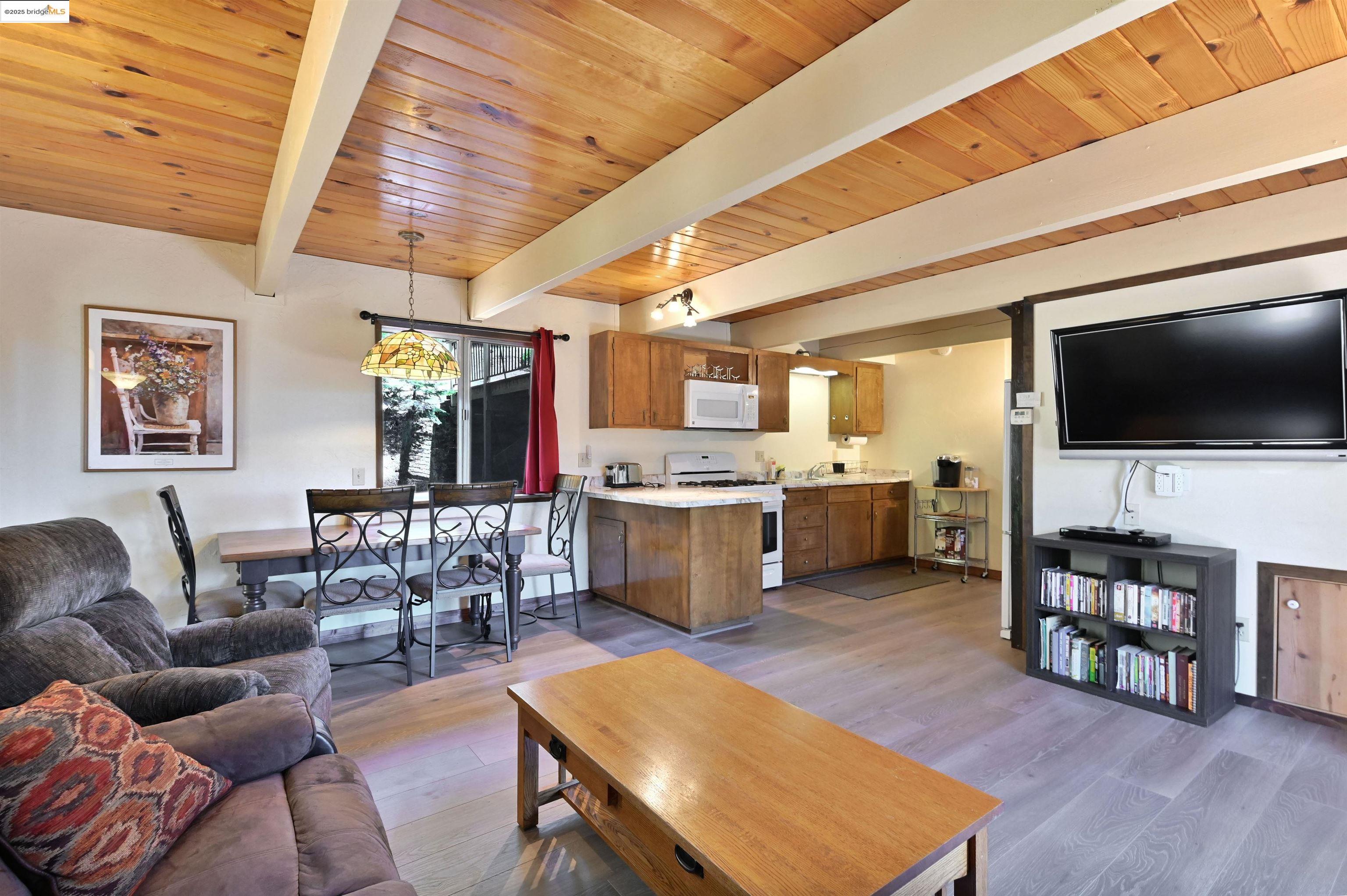 Detail Gallery Image 16 of 41 For 29301 Lassen Dr, Cold Springs,  CA 95335 - 3 Beds | 2 Baths