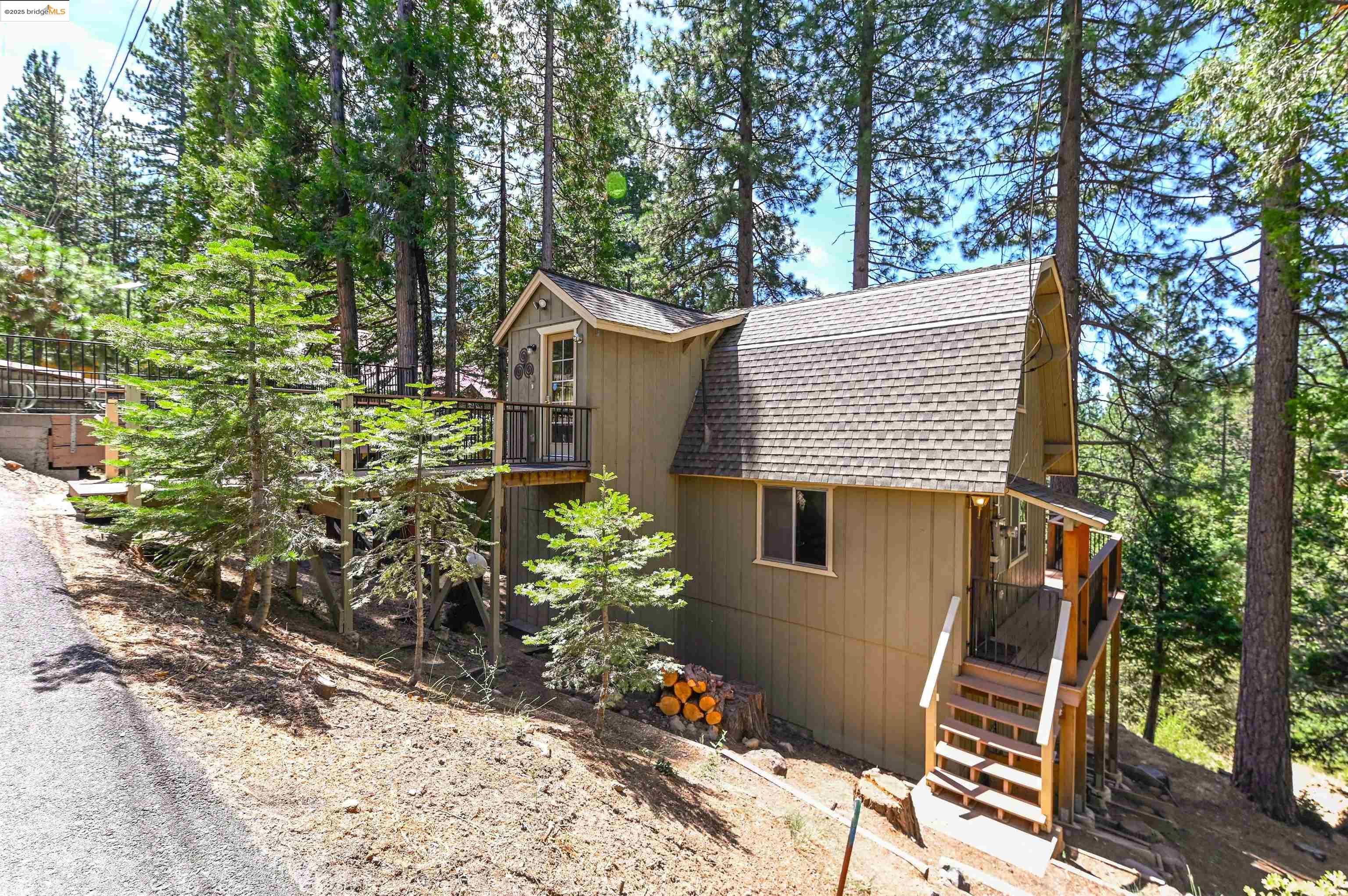 Detail Gallery Image 3 of 41 For 29301 Lassen Dr, Cold Springs,  CA 95335 - 3 Beds | 2 Baths