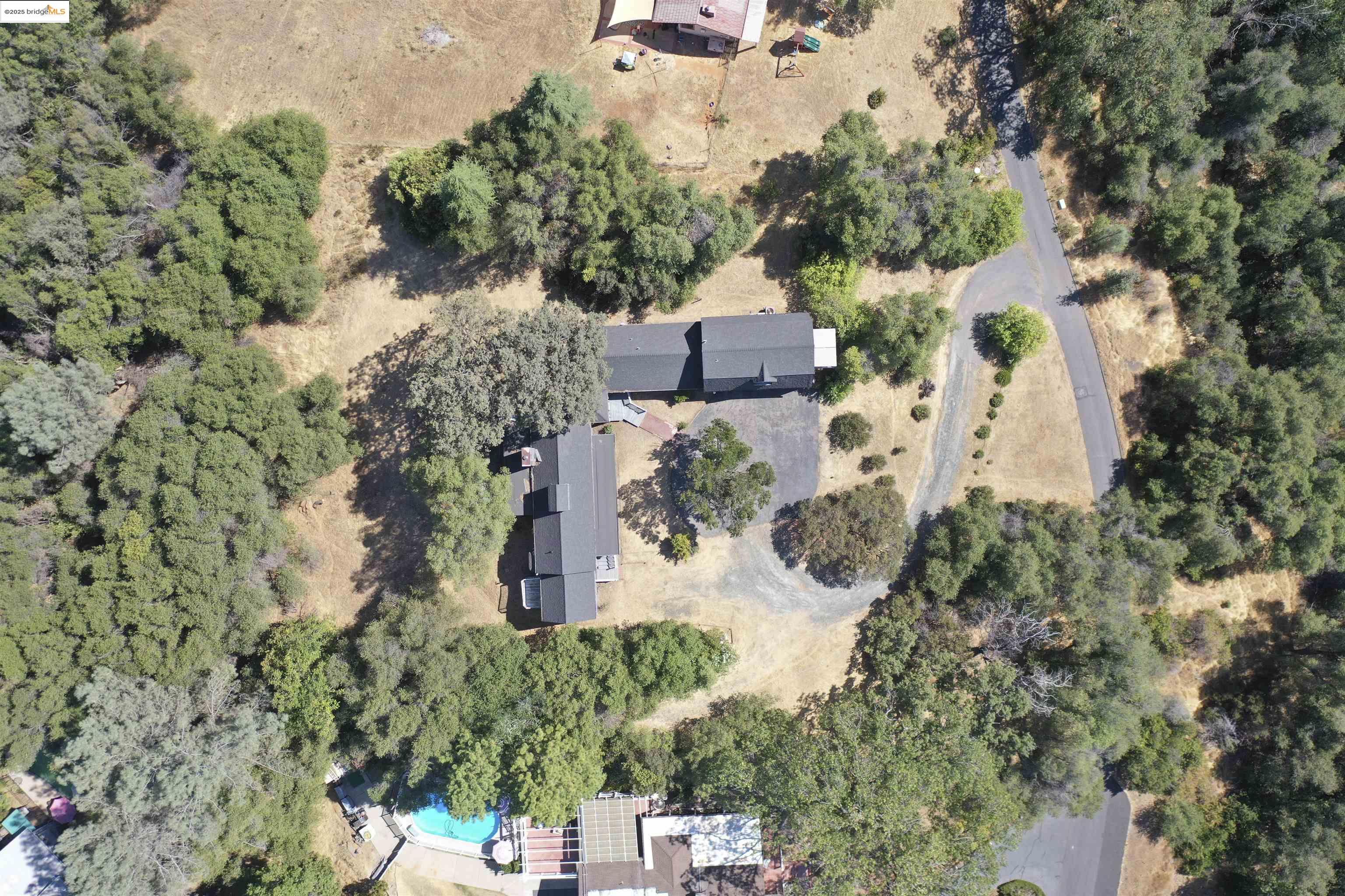 Detail Gallery Image 18 of 52 For 23273 Isabella Ct, Columbia,  CA 95310 - 3 Beds | 3 Baths