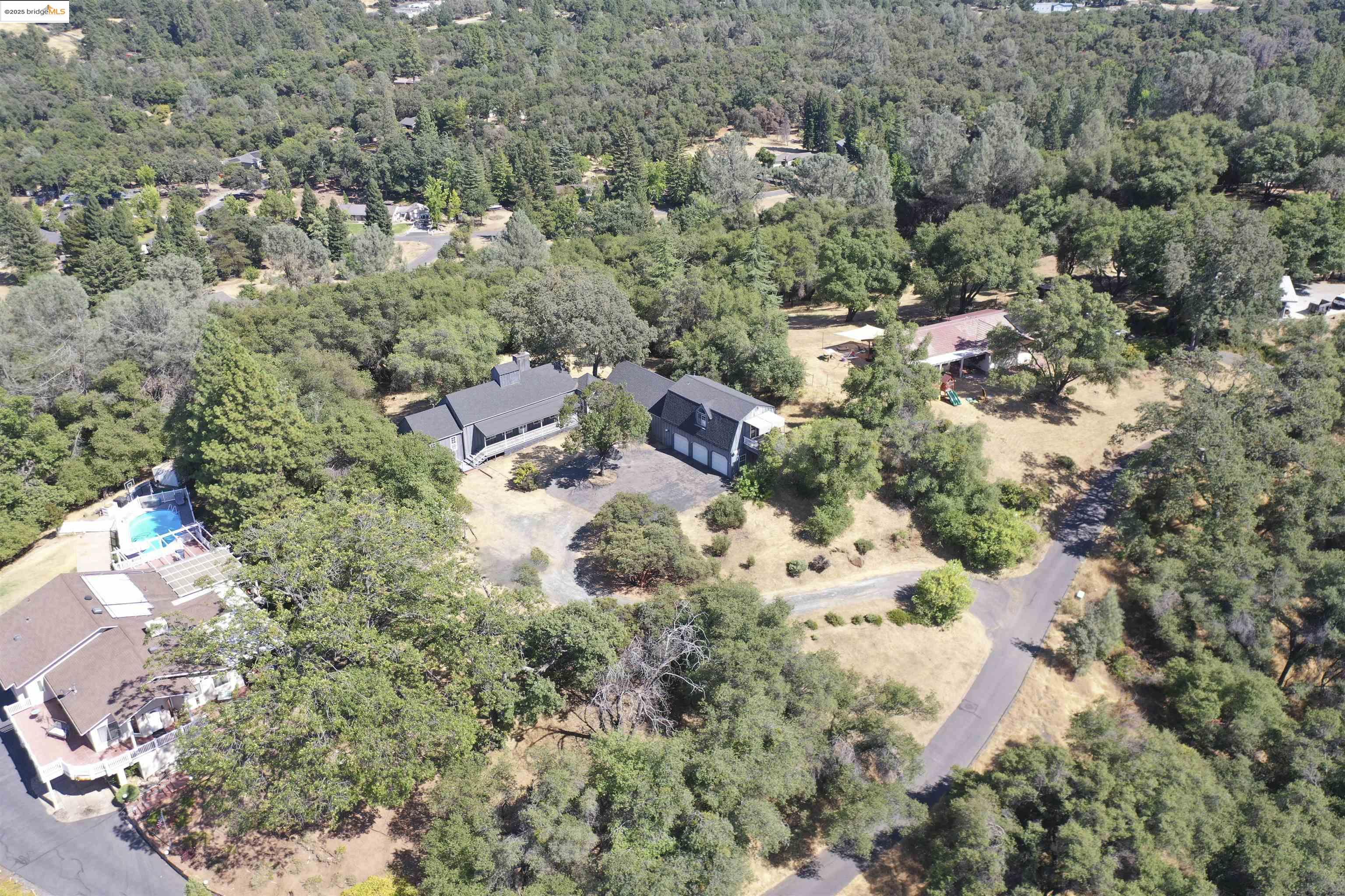 Detail Gallery Image 6 of 52 For 23273 Isabella Ct, Columbia,  CA 95310 - 3 Beds | 3 Baths